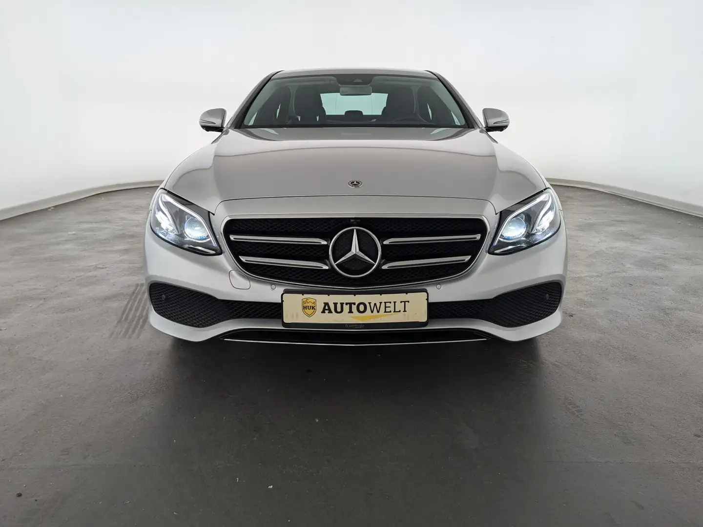 Mercedes-Benz E 200 E 200 Avantgarde (EURO 6d-TEMP) LED+NAVI+SHZ+360 Argent - 2