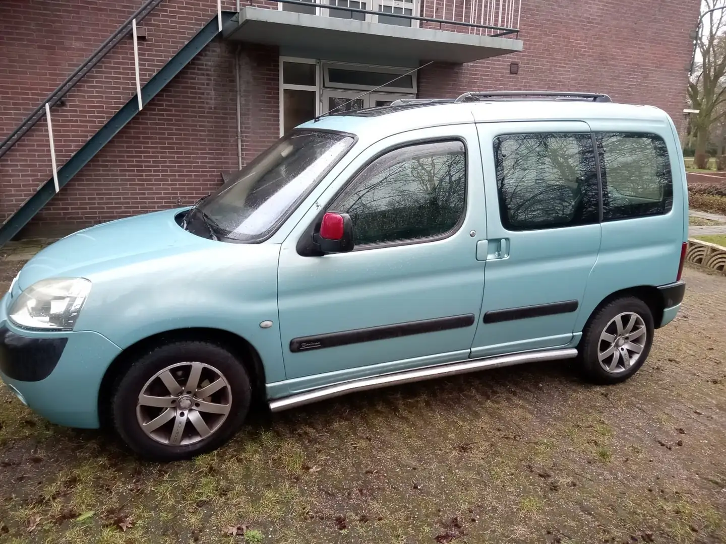 Citroen Berlingo Berlingo 1.6i Multis.Pet.Par. Azul - 2