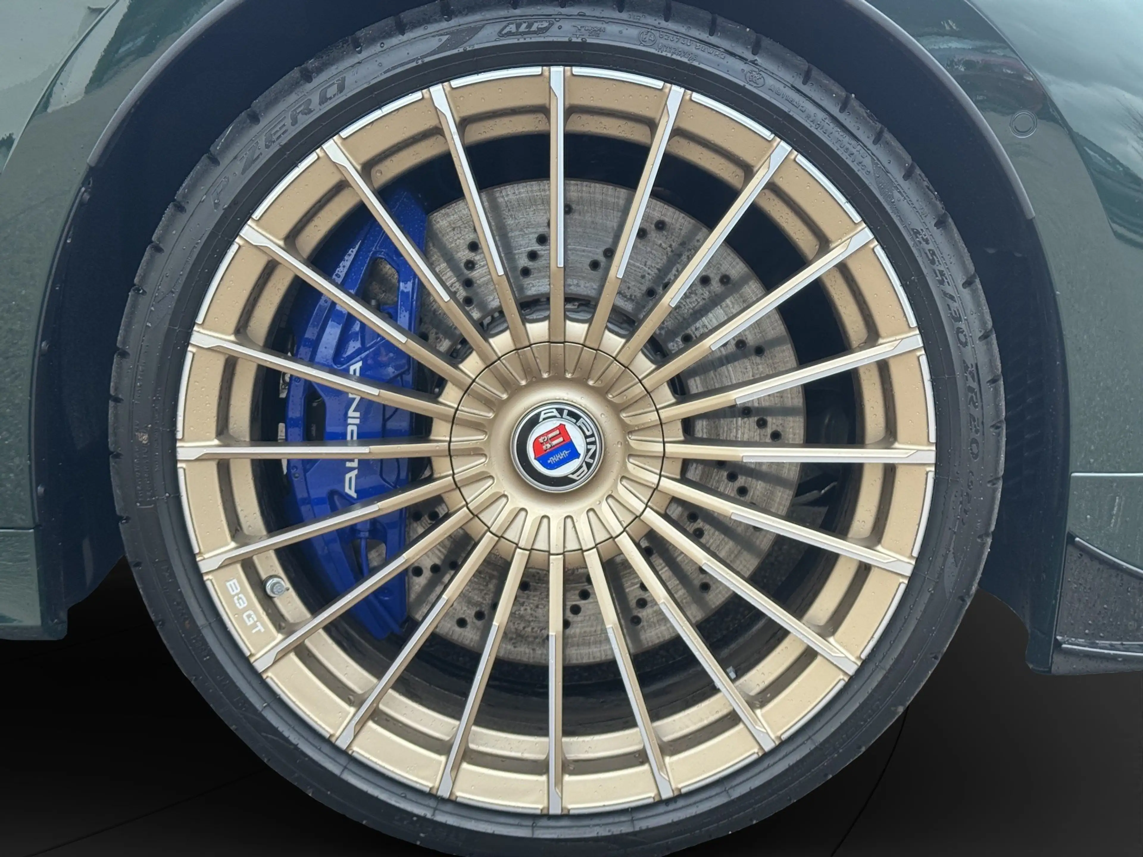 Alpina B3 GT Limousine SWITCH-TRONIC Allrad Park-Driveassist — photo 12