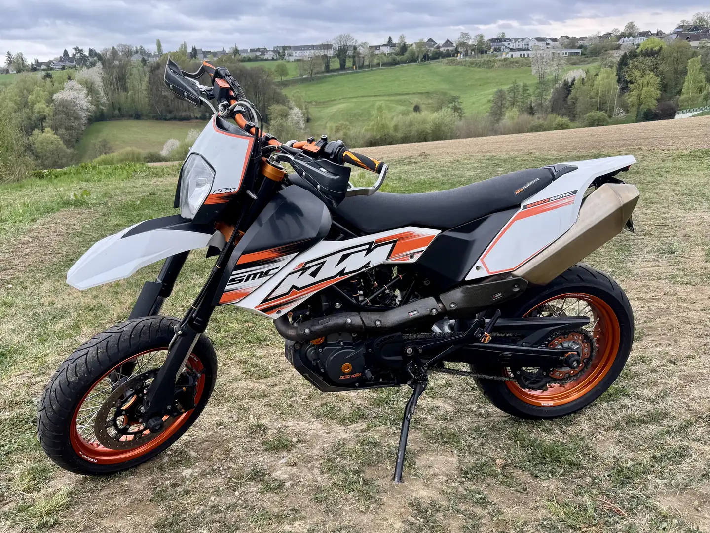 KTM 690 SMC Naranja - 1