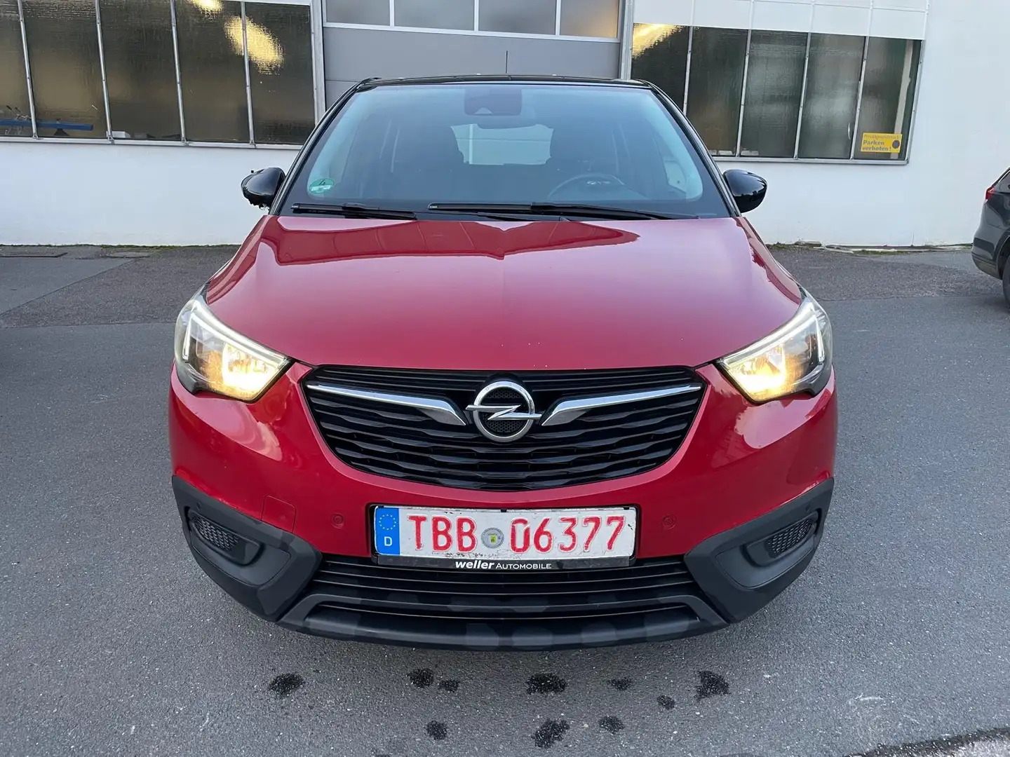 Opel Crossland X 1.5 Automatik LED RFK AHK EURO6d Červená - 2