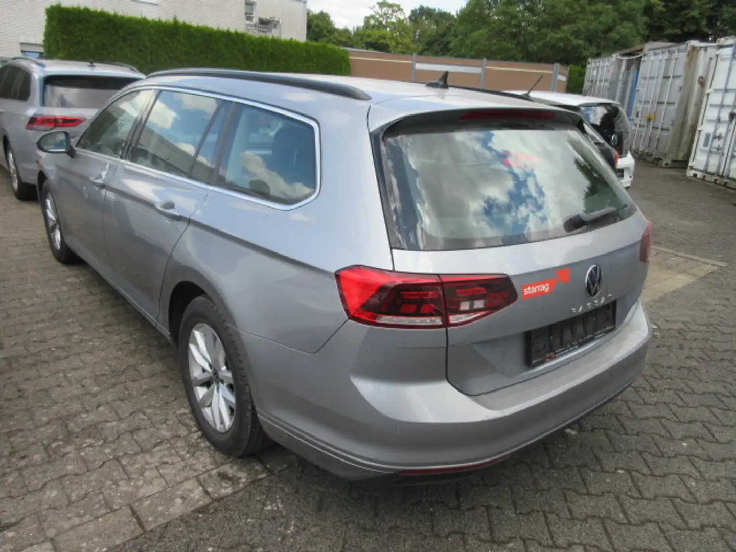 Volkswagen Passat Variant Business 2.0 TDI DSG NAVI AHK KAMERA LED ALU APS SITZHEIZUNG CLIMATRONIC Silber - 2