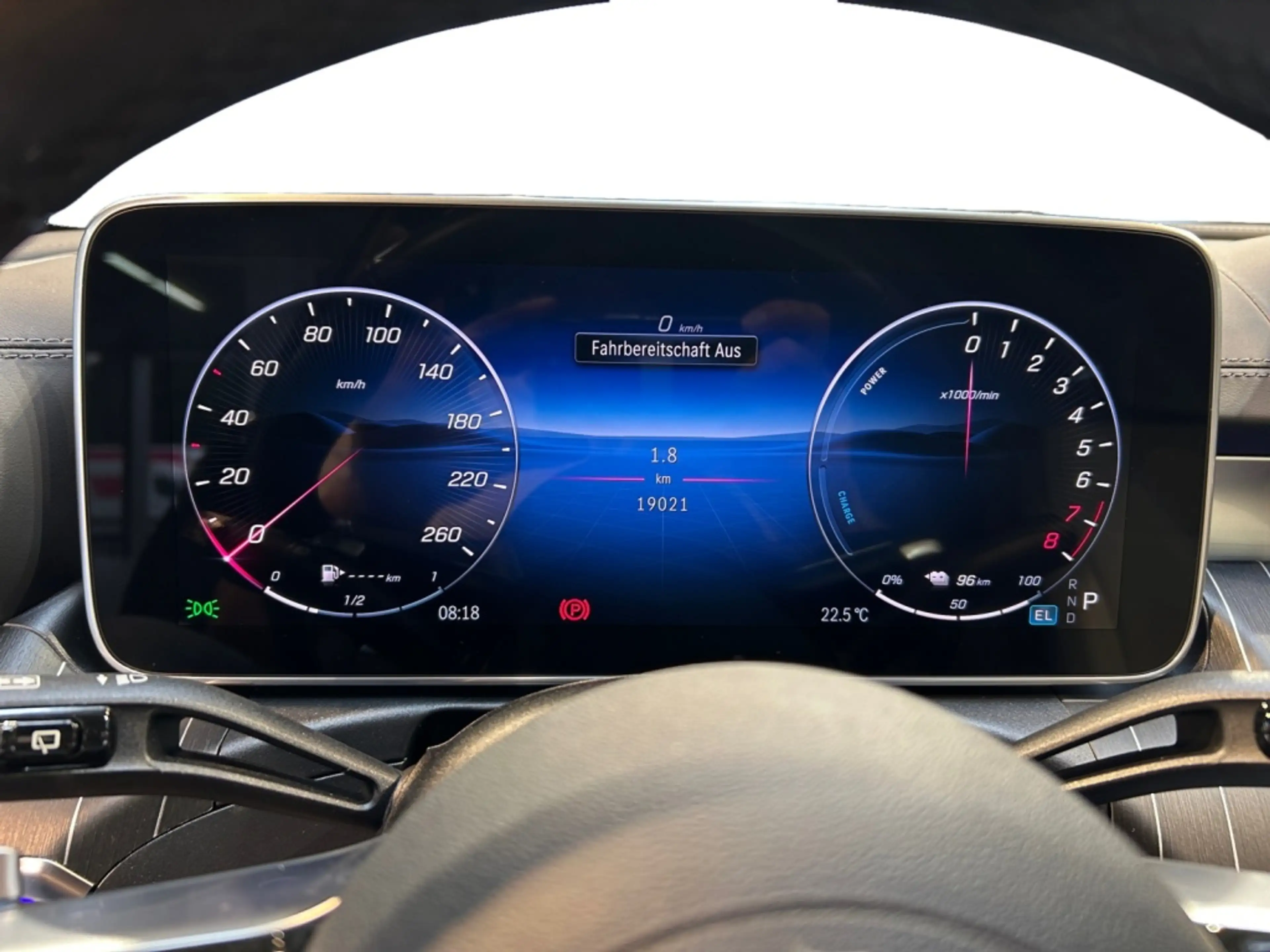 Mercedes-Benz C 300 T e AMG AMG+MBUX+Night+AHK+Wide+360+Cam — photo 15