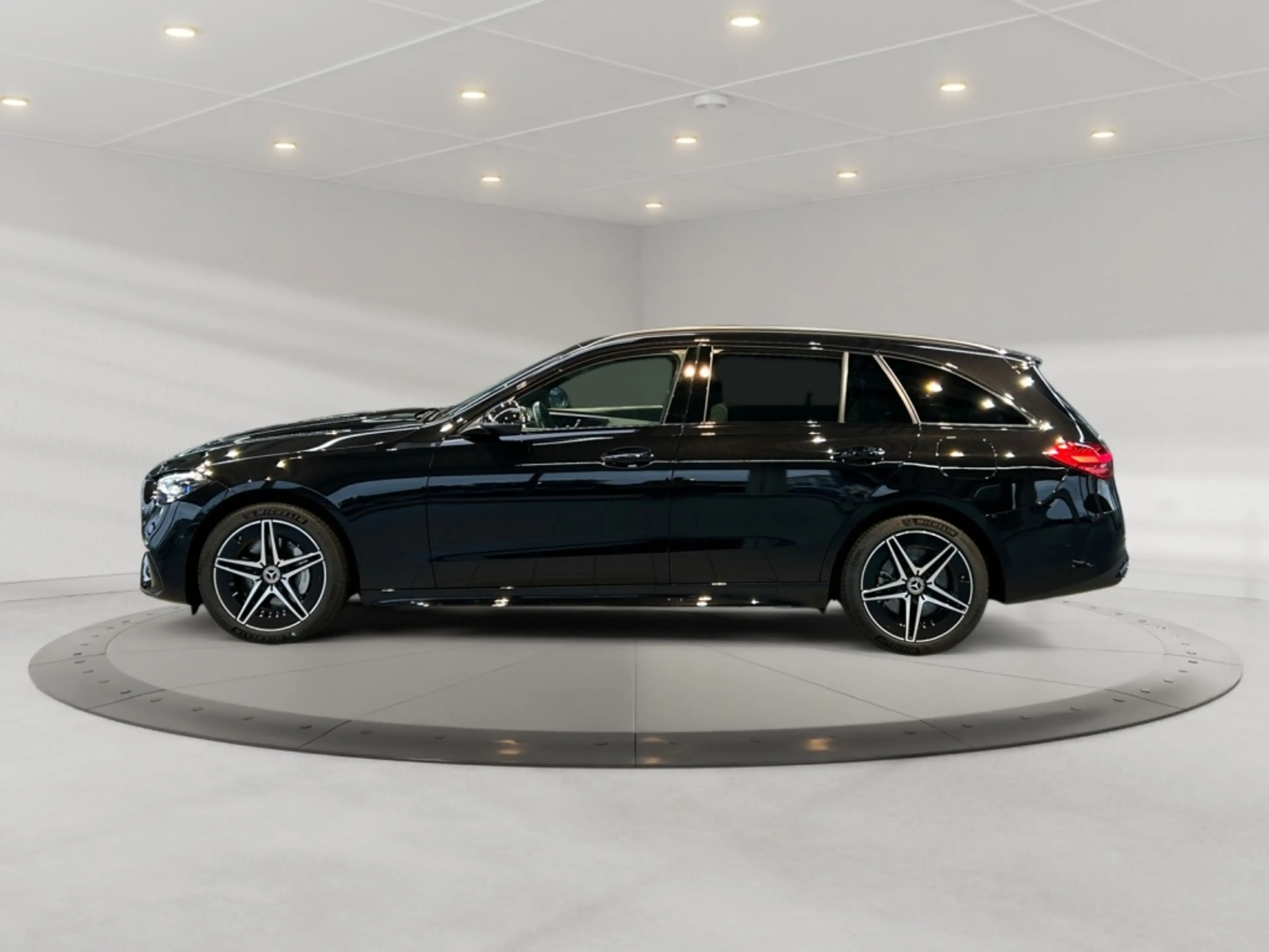 Mercedes-Benz C 300 T e AMG AMG+MBUX+Night+AHK+Wide+360+Cam — photo 6
