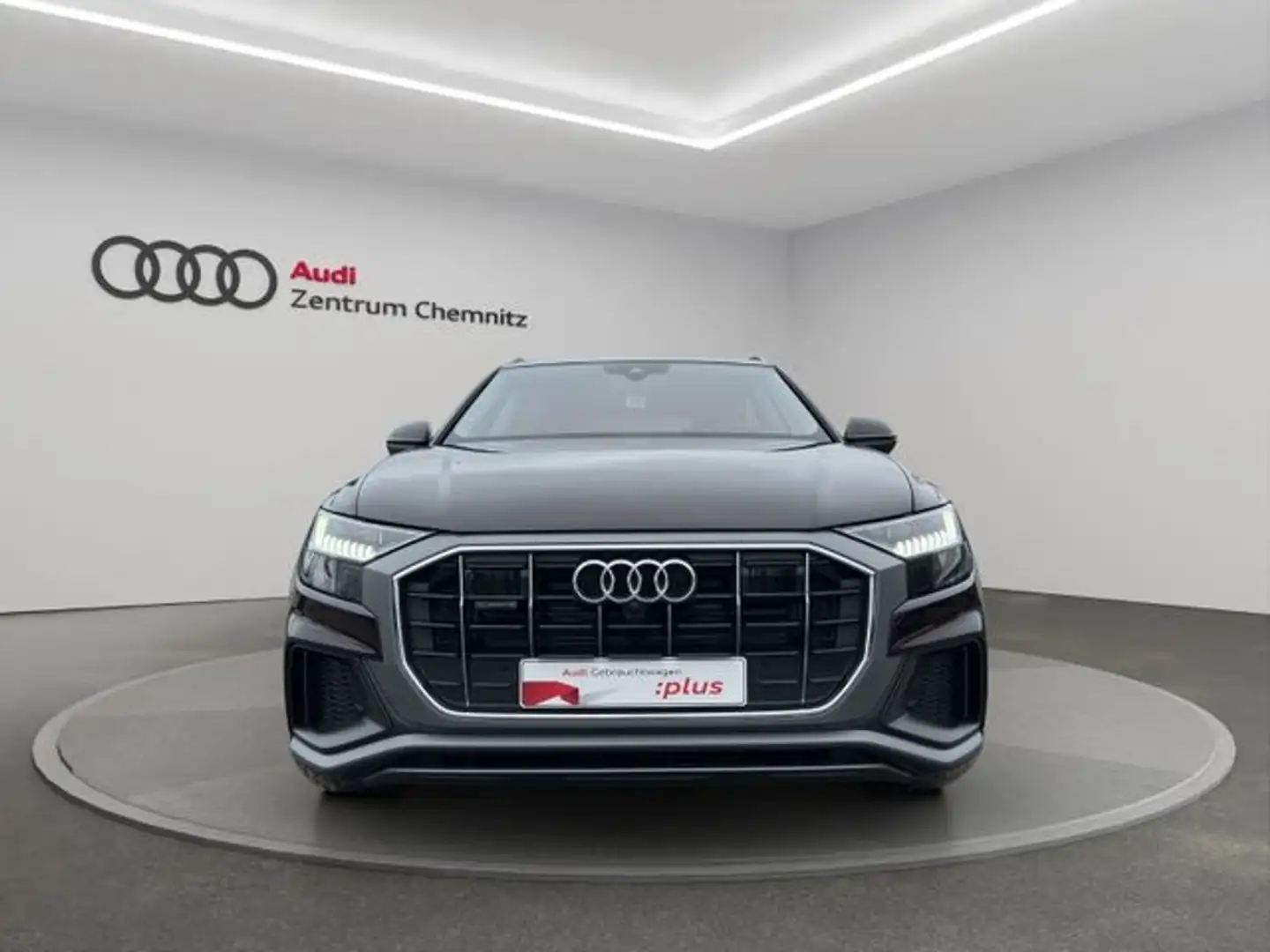 Audi Q8 50 TDI qu. tiptr. AHZV+AIR+HD+B&O+HEAD Braun - 2