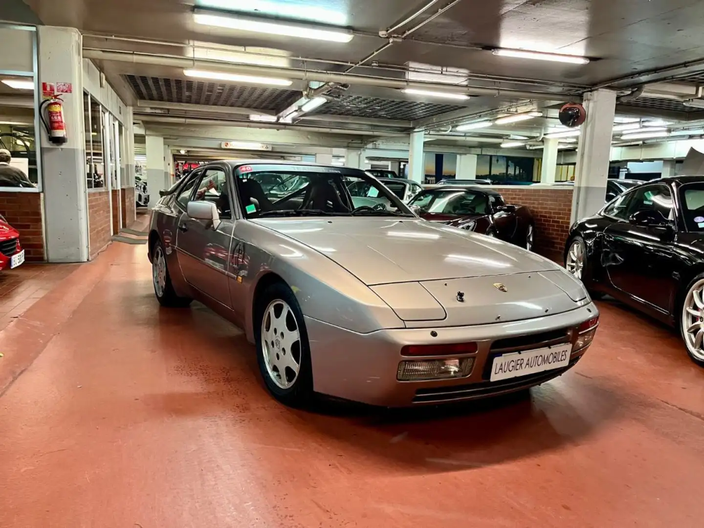Porsche 944 2.5 TURBO 250 CUP LM3Z Silver rose Gris - 2
