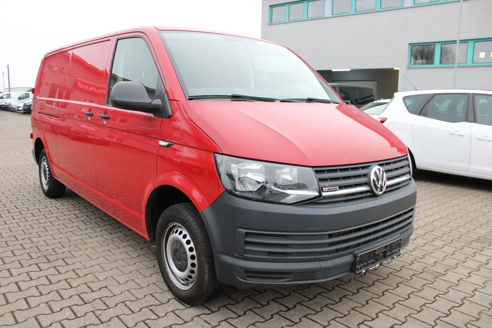 Volkswagen T6 Transporter T6 Kasten 4 Motion Lang 2.0TDI Navi,AHK,Klima Rojo - 2