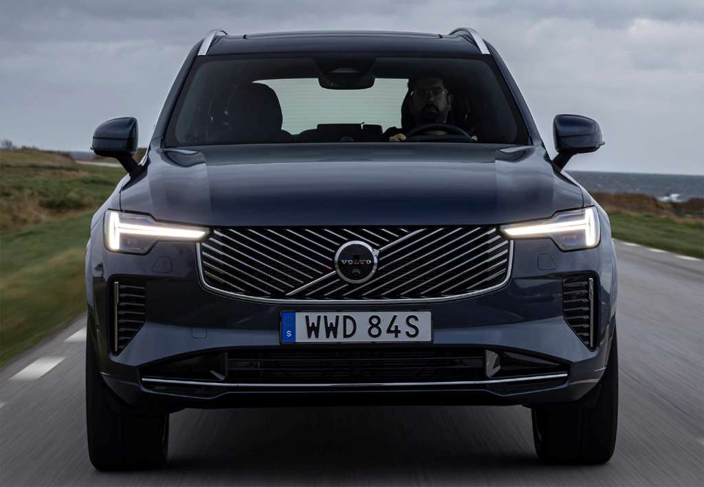 Volvo XC90 B5 Business Plus 7pl. AWD Aut. - foto 1
