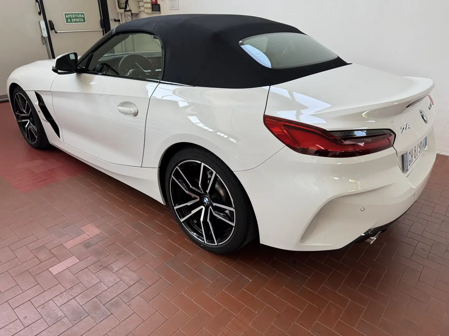 BMW Z4 sdrive 20i Msport auto Bianco - 2