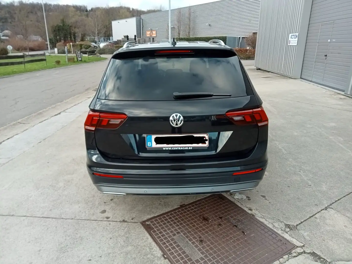 Volkswagen Tiguan Allspace 2.0 TDi SCR Comfortline (EU6.2) Noir - 2