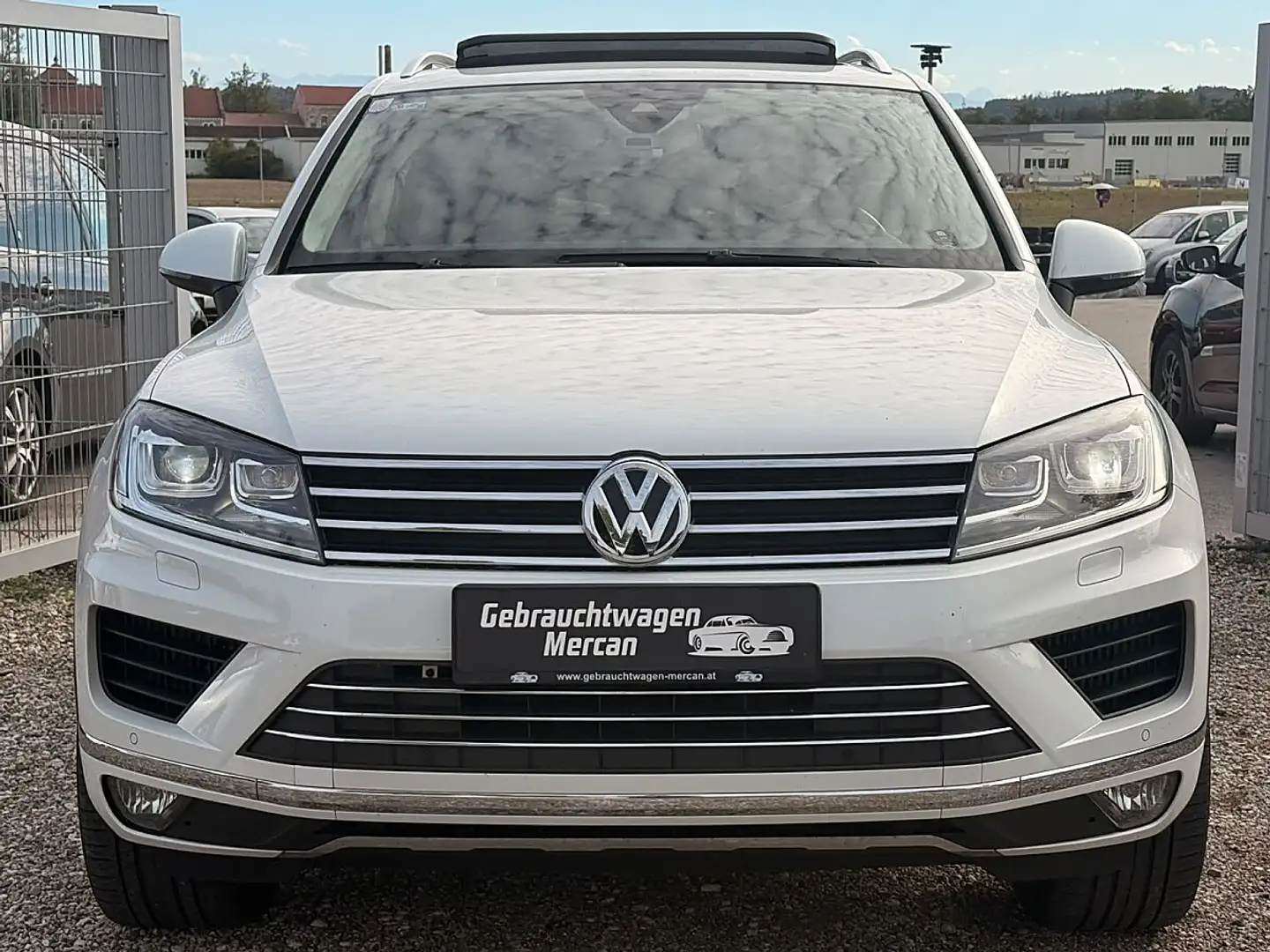 Volkswagen Touareg Sky V6 TDI BMT Terrain Tech 4Motion Aut. Weiß - 2