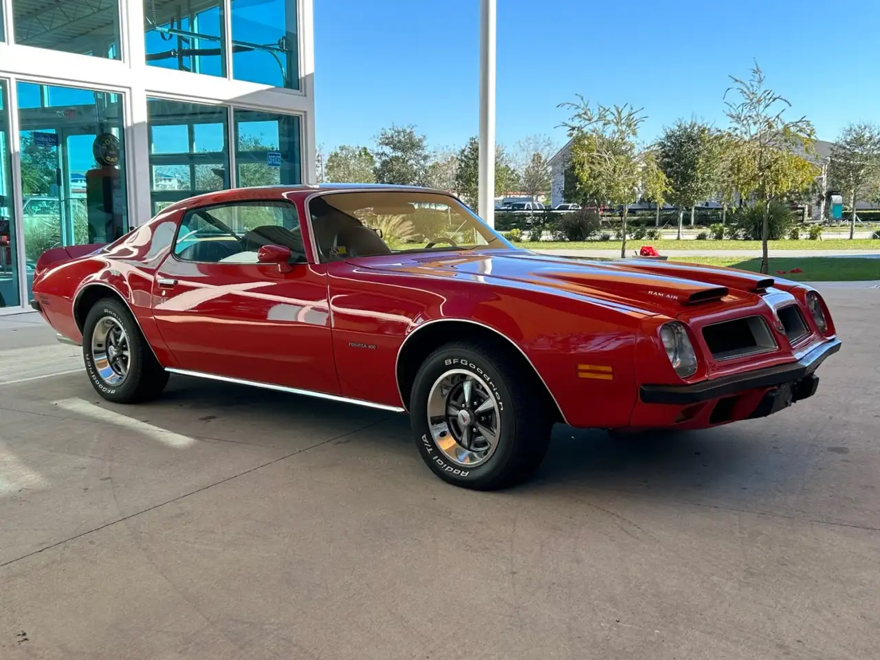 Pontiac Firebird Formula 400, foto 3