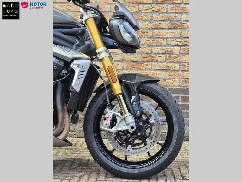 Triumph Speed Triple 1200 RS - foto 4