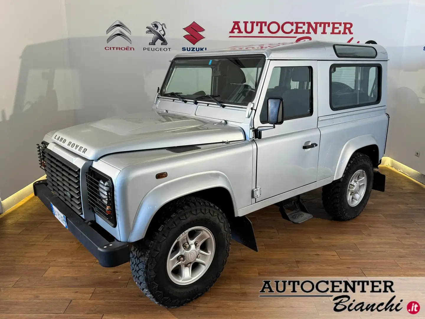 Land Rover Defender Defender 90 2.4 td SE SW Argent - 1