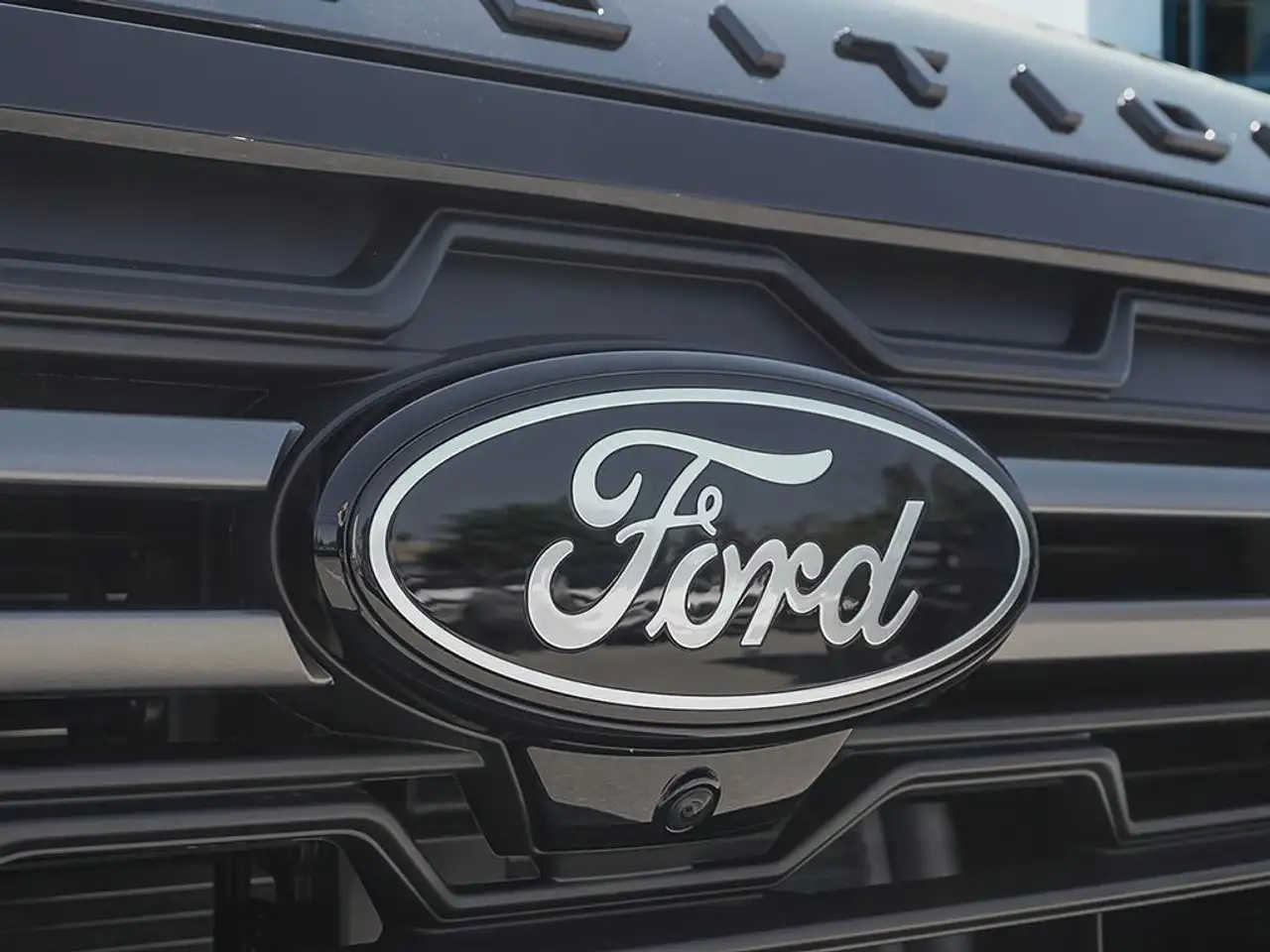 Ford Expedition снимка Ford Expedition