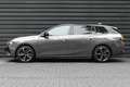 Opel Astra Sports Tourer 1.2 TURBO HYBRID 136PK GS AUTOMAAT / Grijs - thumbnail 2