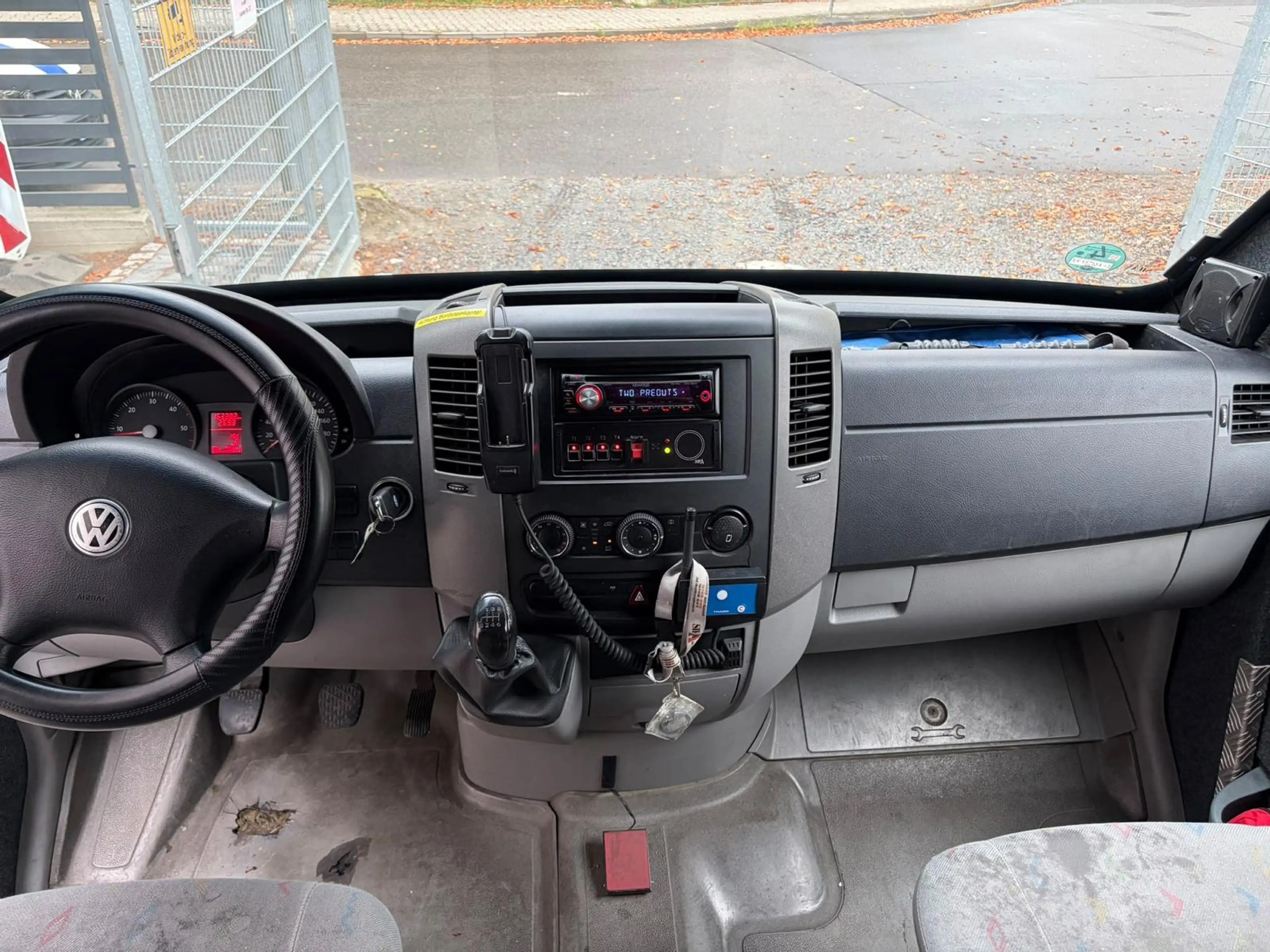 Volkswagen Crafter 50 L2H2 mittel Hochdach, Geldtransport — photo 15