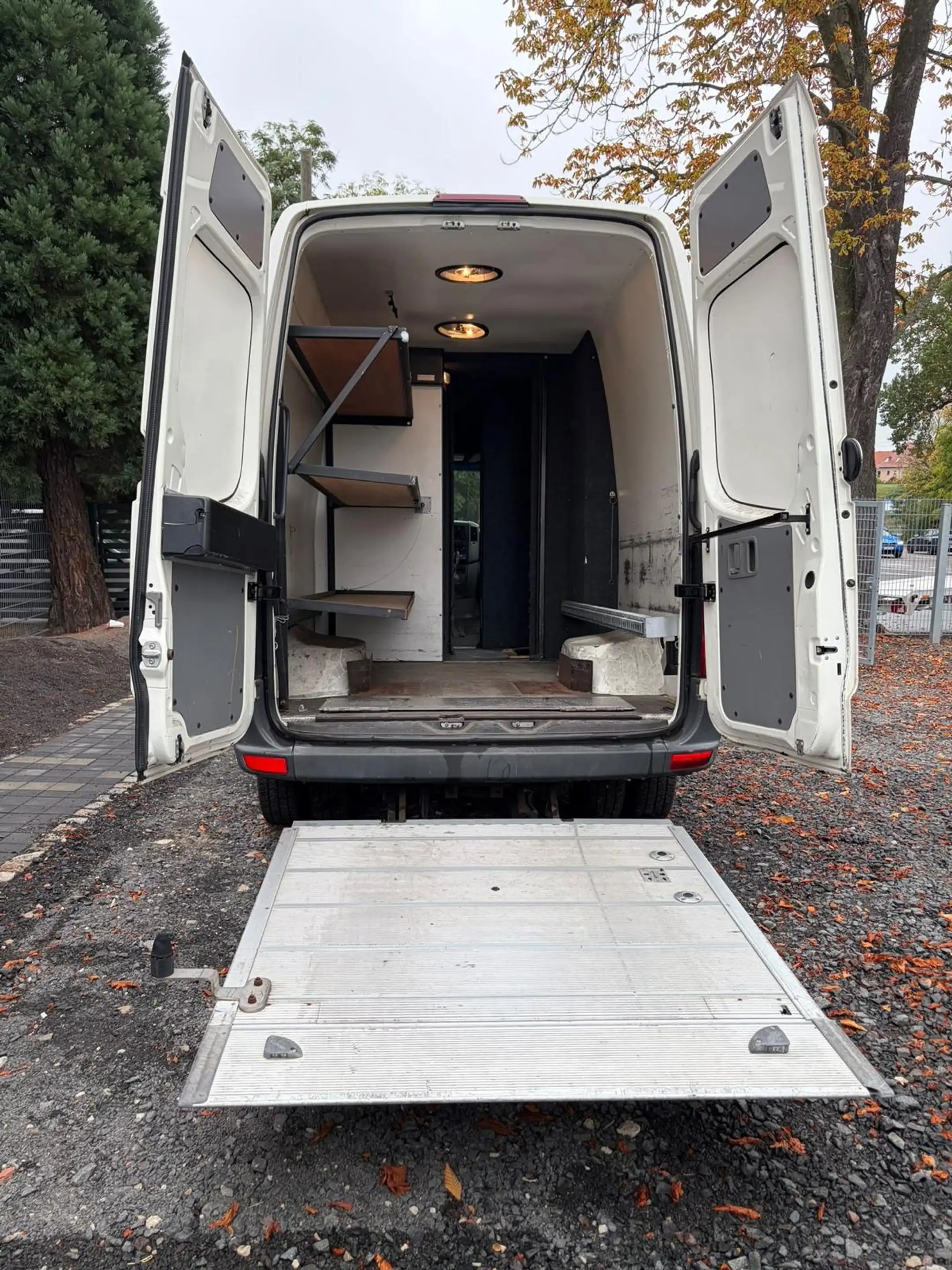 Volkswagen Crafter 50 L2H2 mittel Hochdach, Geldtransport — photo 7