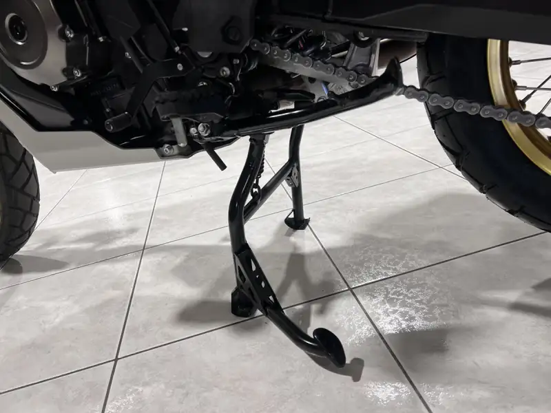 Suzuki V-Strom 800DE - foto 6