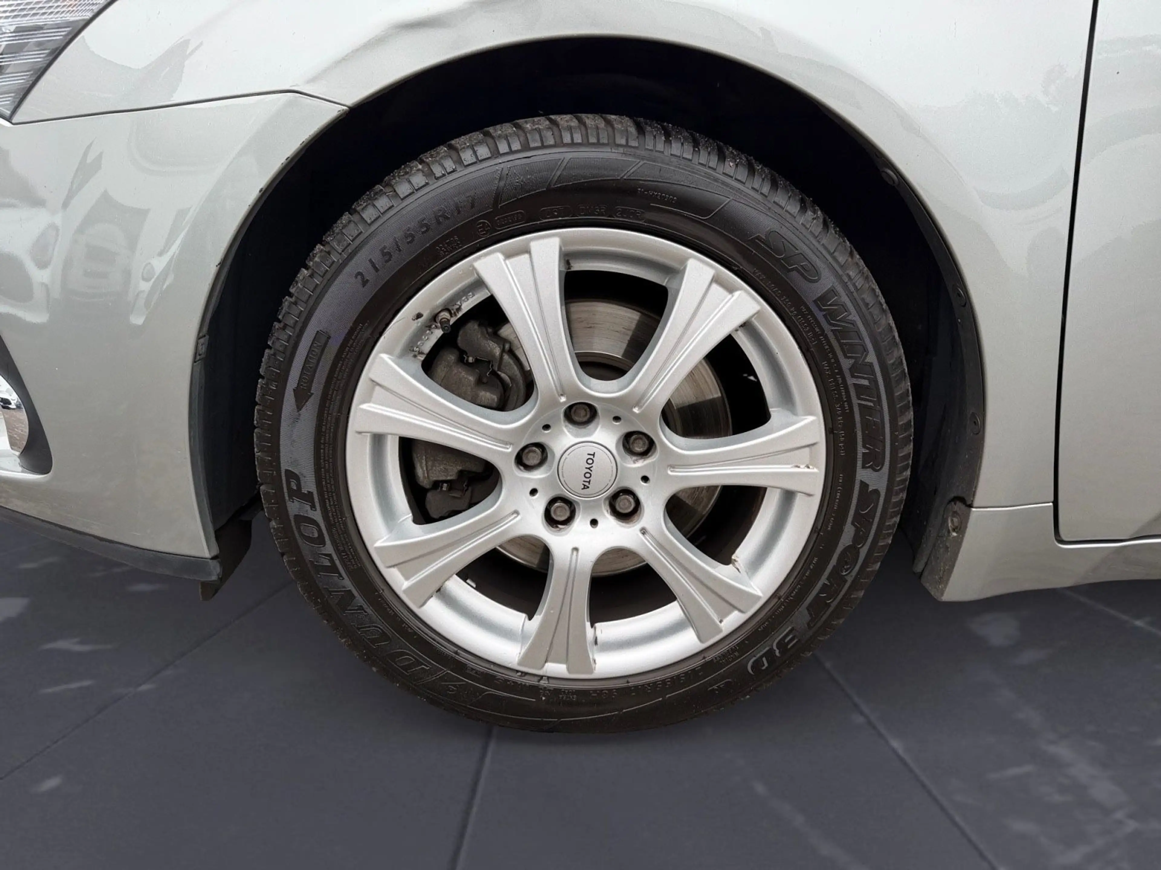 Toyota Avensis Kombi AUTOMATIK Diesel Executive — photo 9