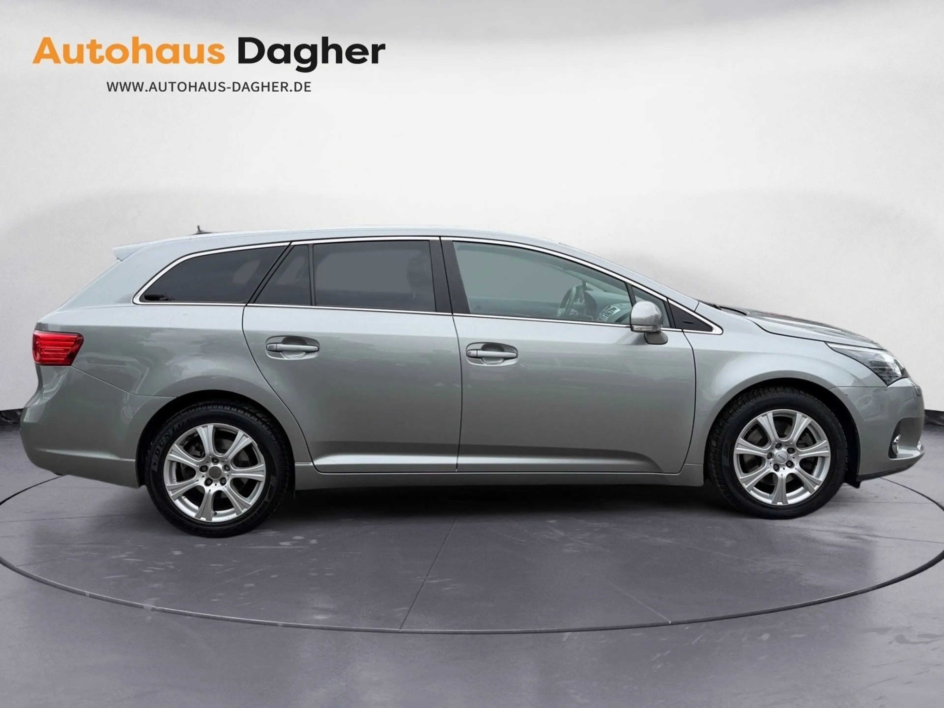 Toyota Avensis Kombi AUTOMATIK Diesel Executive — photo 6