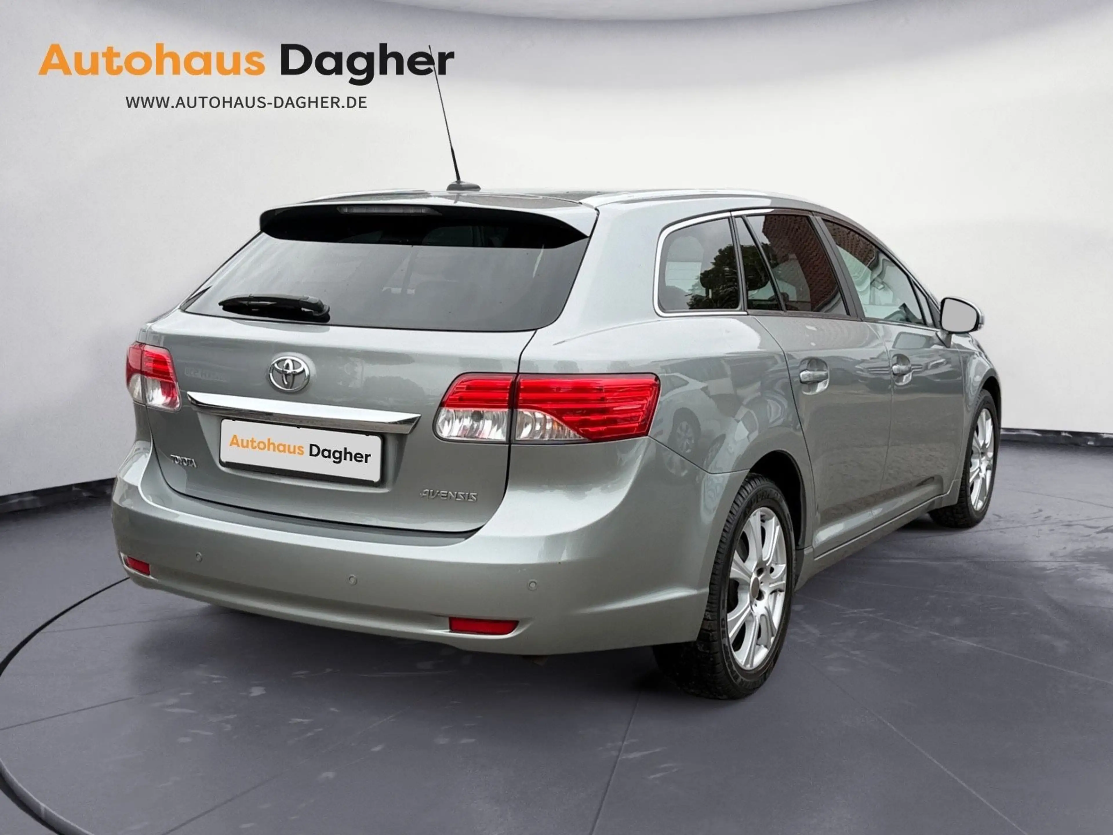 Toyota Avensis Kombi AUTOMATIK Diesel Executive — photo 5
