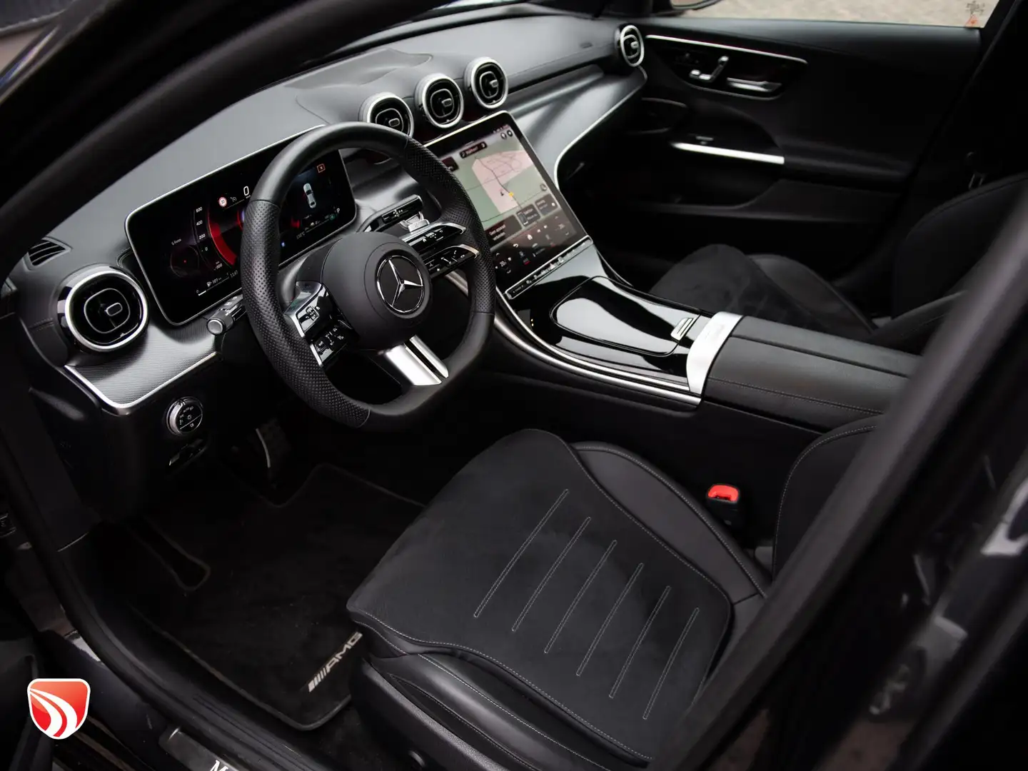 Mercedes-Benz C 300 e AMG Line 313pk | 19 inch | HUD | Sfeerverlichtin Grijs - 2