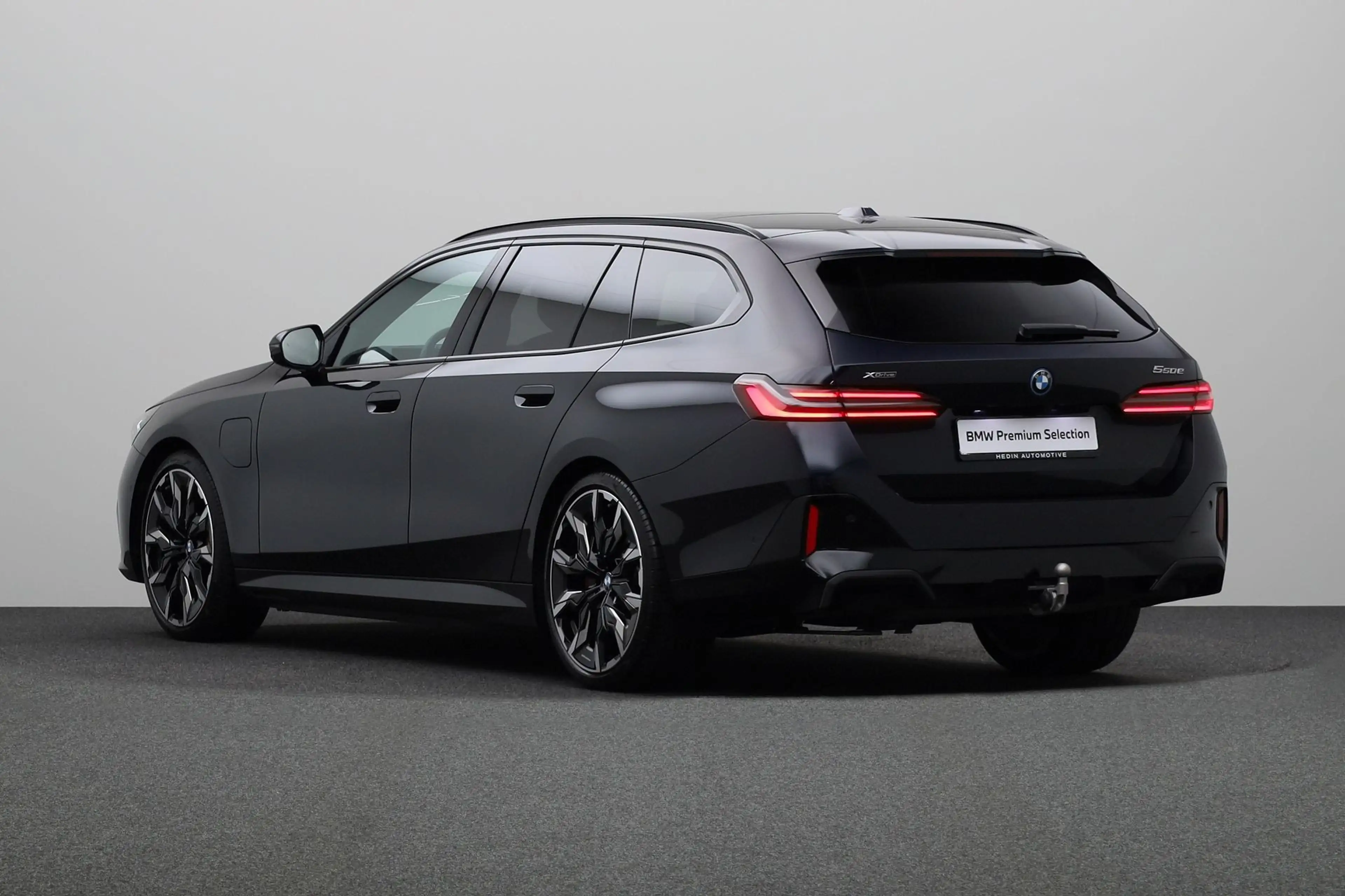 BMW 550 5-serie Touring 550e xDrive M Sport Pro Pakket | B — photo 13