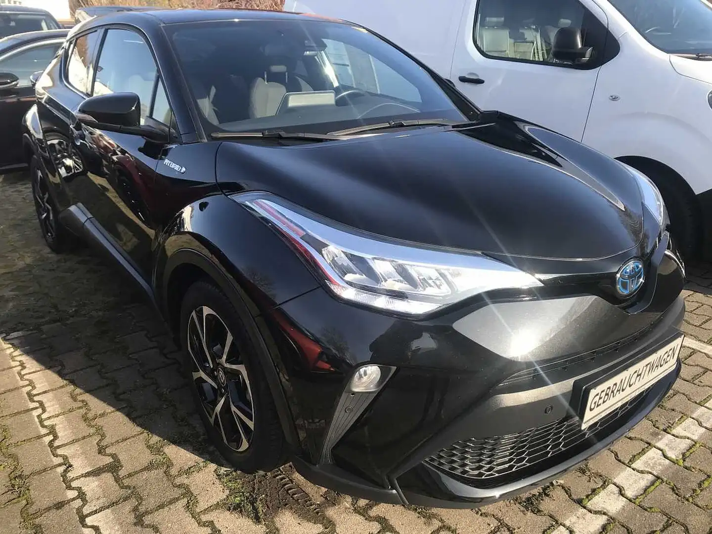 Toyota C-HR Hybrid 2.0 Team D / Standheizung Noir - 1