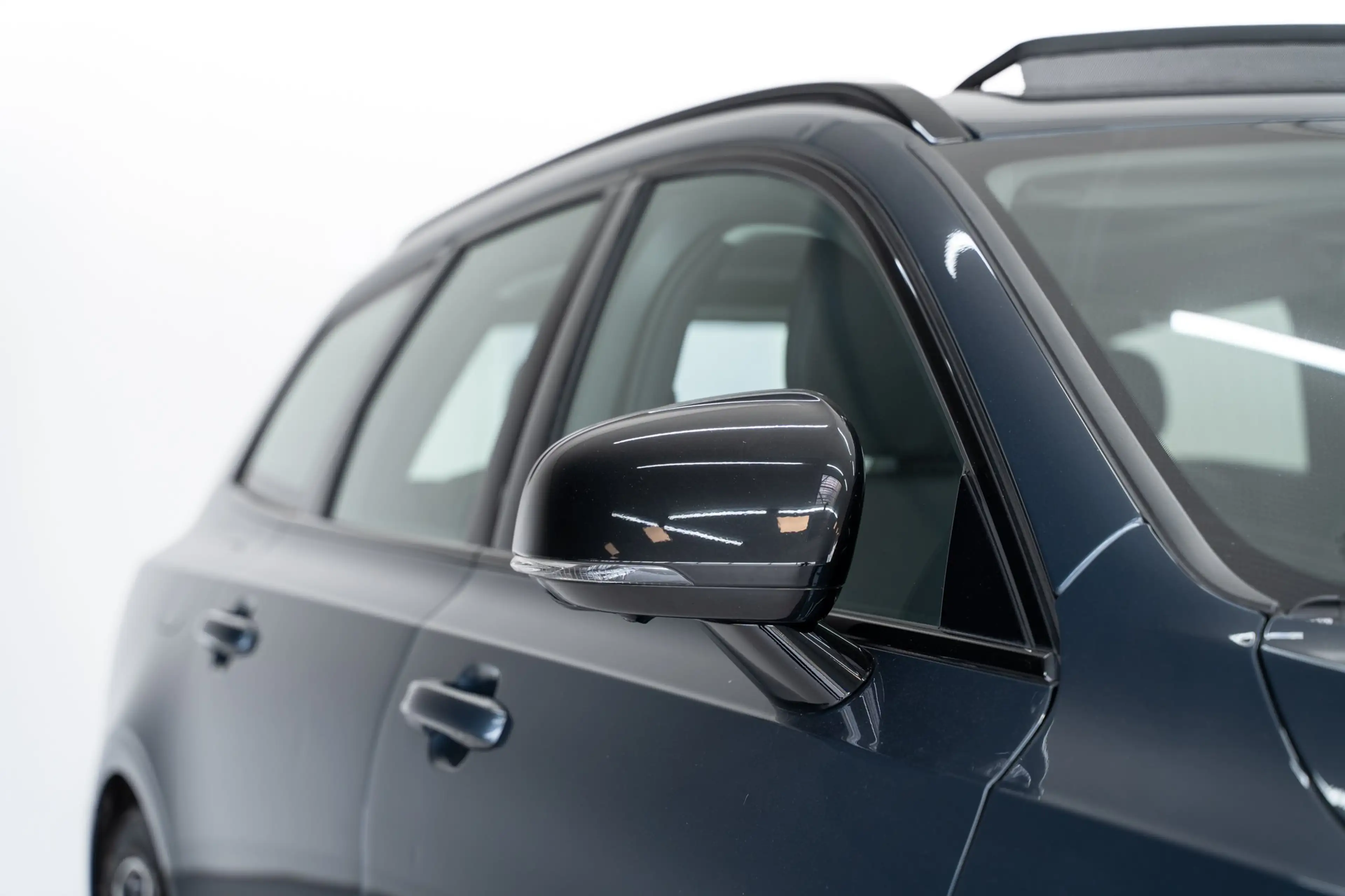 Volvo V90 T6 350PK AWD Plus Dark | 360° | Panoramadak | 19" — photo 36