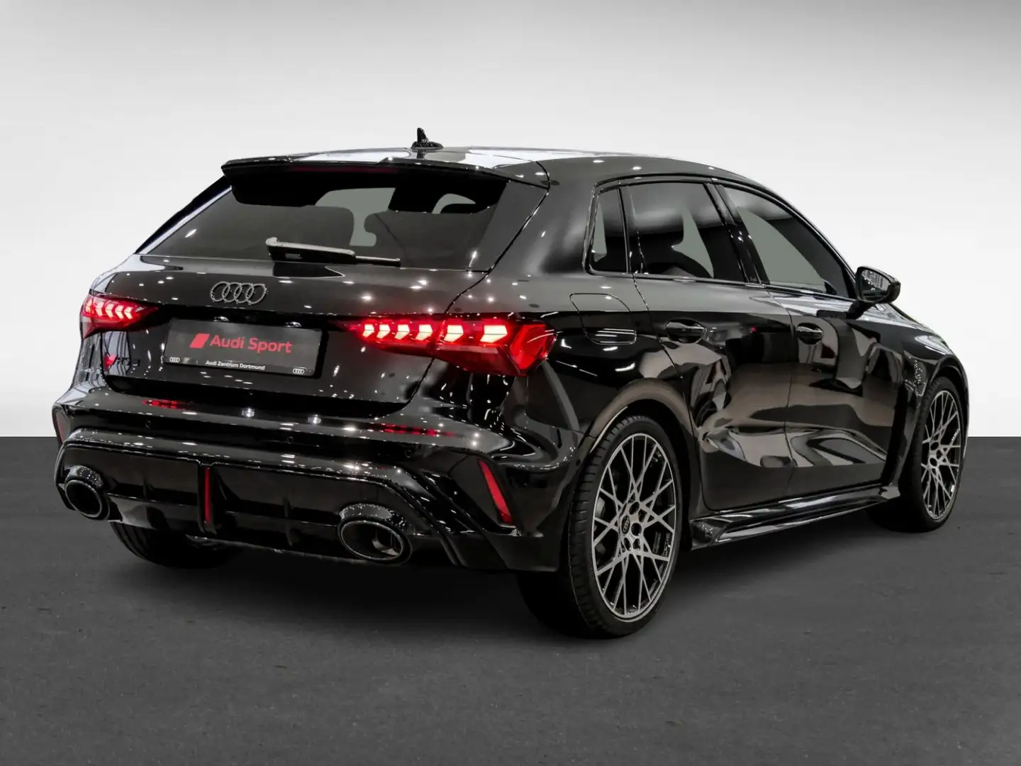 Audi RS3 Sportback S tronic MatrixLED+Pano+SONOS+Feinnappa+ Schwarz - 2