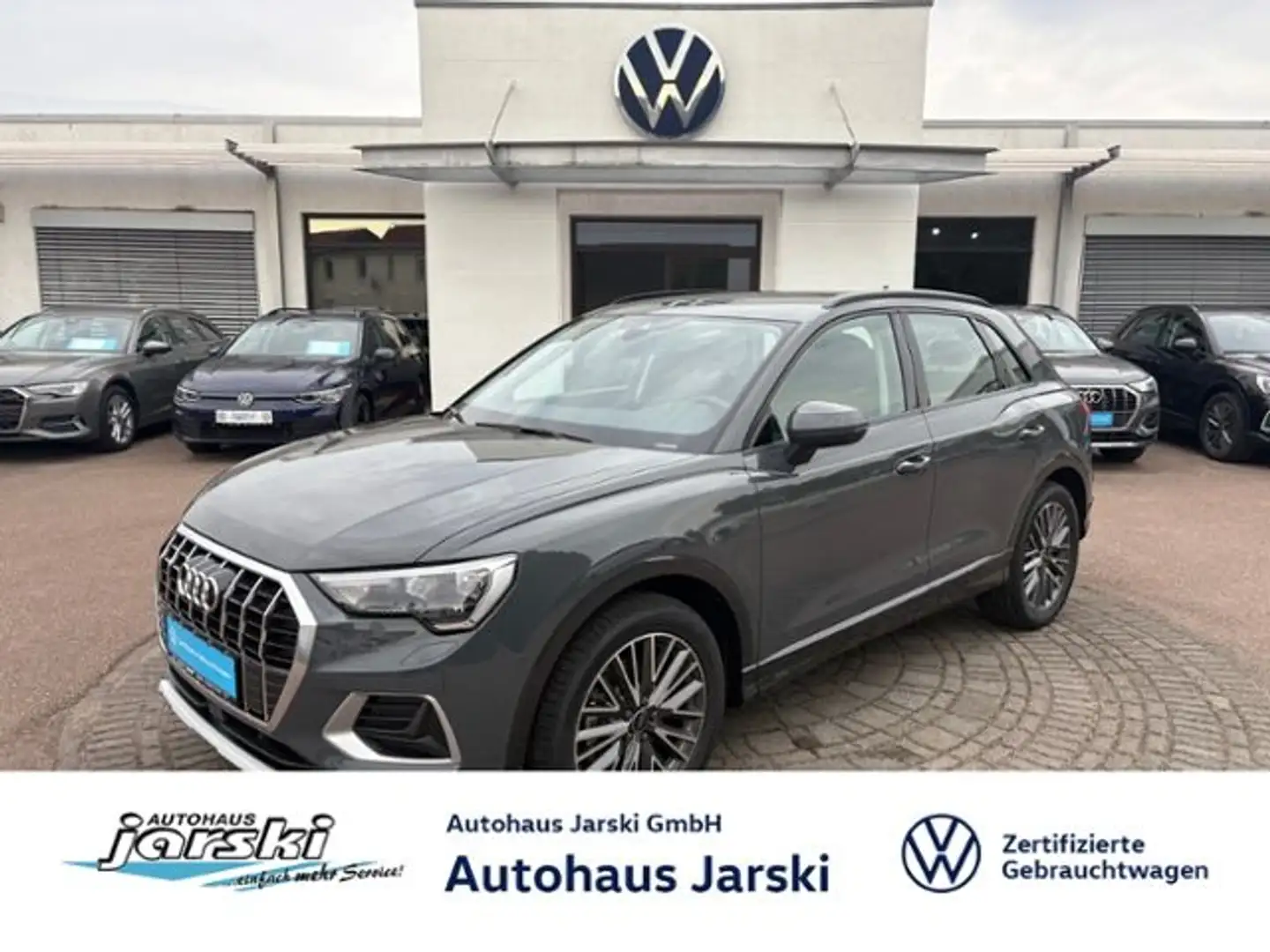 Audi Q3 1.5 TFSI Advanced,S-tronic,AHK,Standheizung Grau - 1