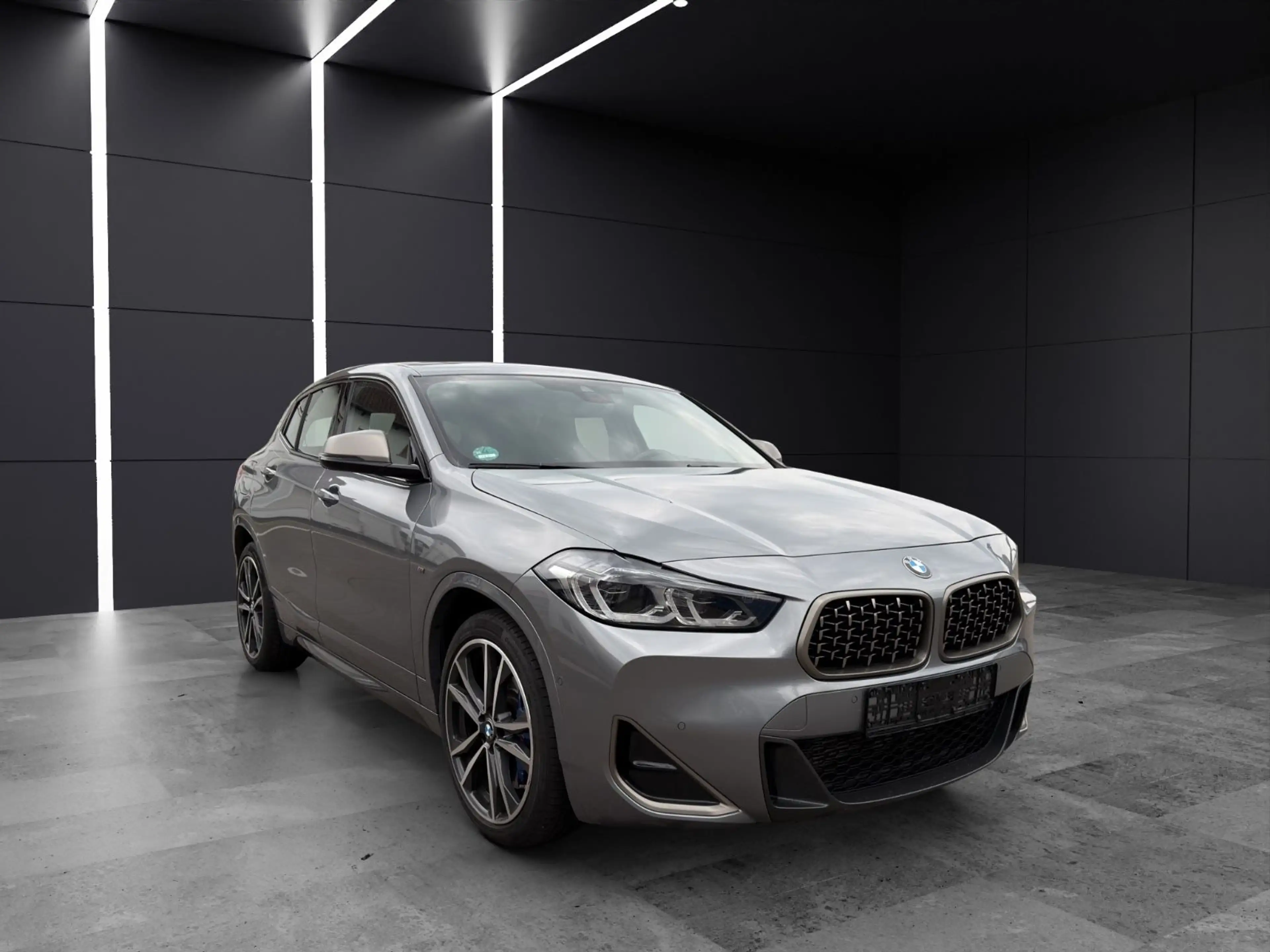 BMW X2 xDrive M35i/PANO/SPORT.SITZ/LED/H&K — photo 9