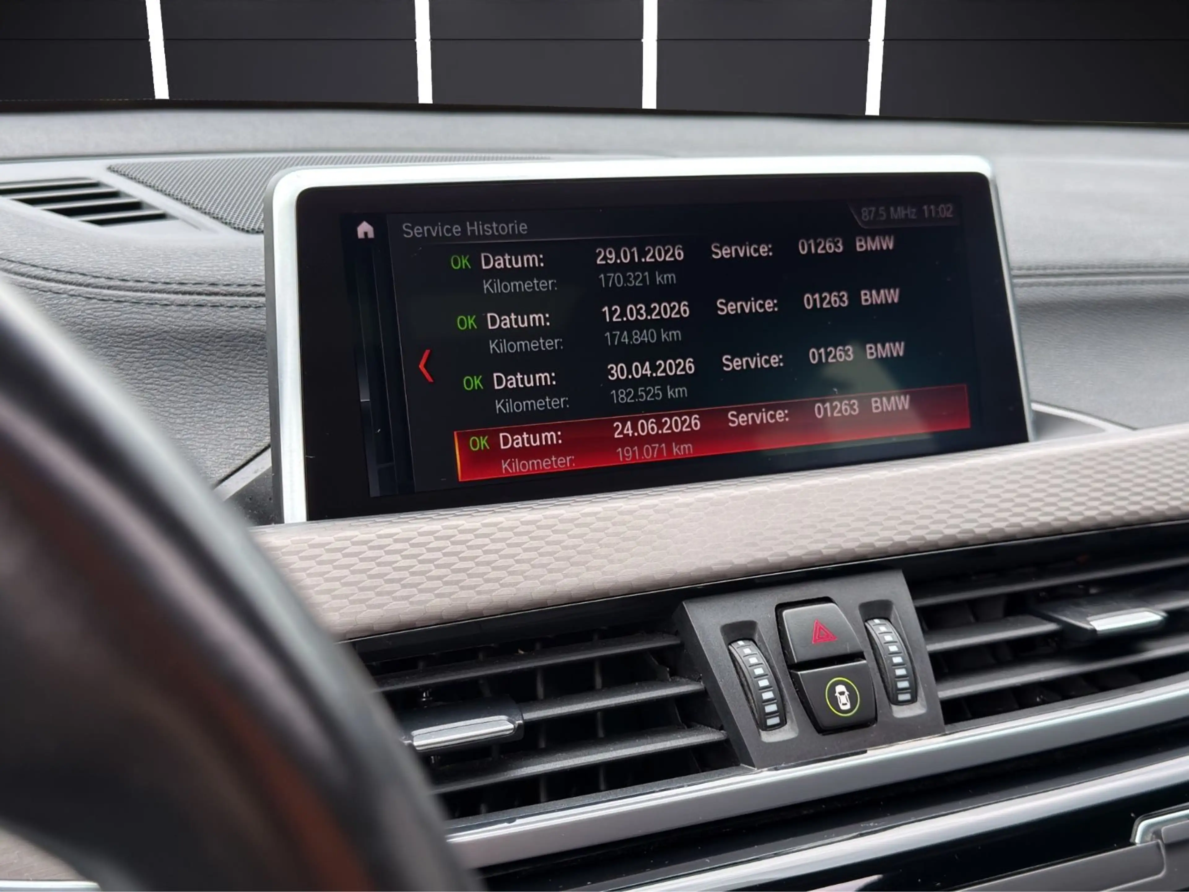 BMW X2 xDrive M35i/PANO/SPORT.SITZ/LED/H&K — photo 14