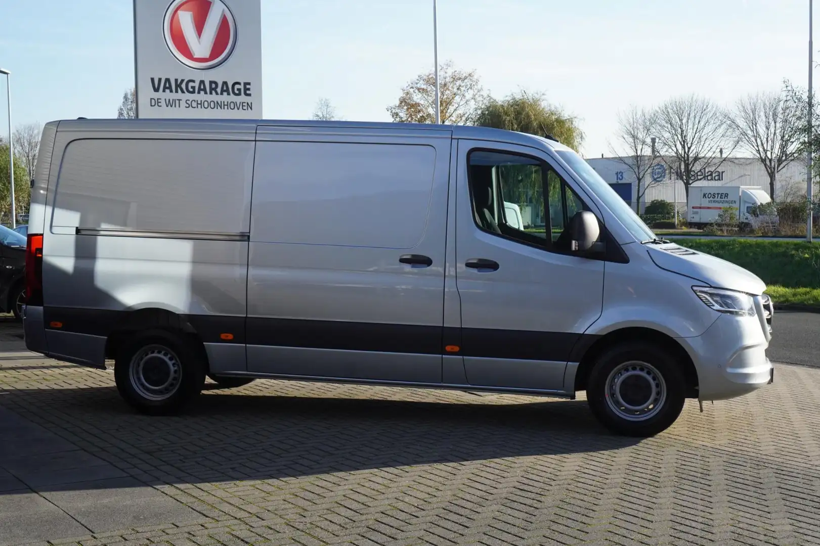 Mercedes-Benz Sprinter 317 1.9 CDI L2 Base HD / 3500 KG Trekgewicht / Ach Grigio - 2