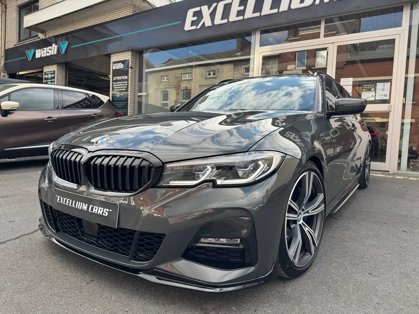 BMW 330 e Break Pack-m Feux Laser Camera Full Options Gris - 1