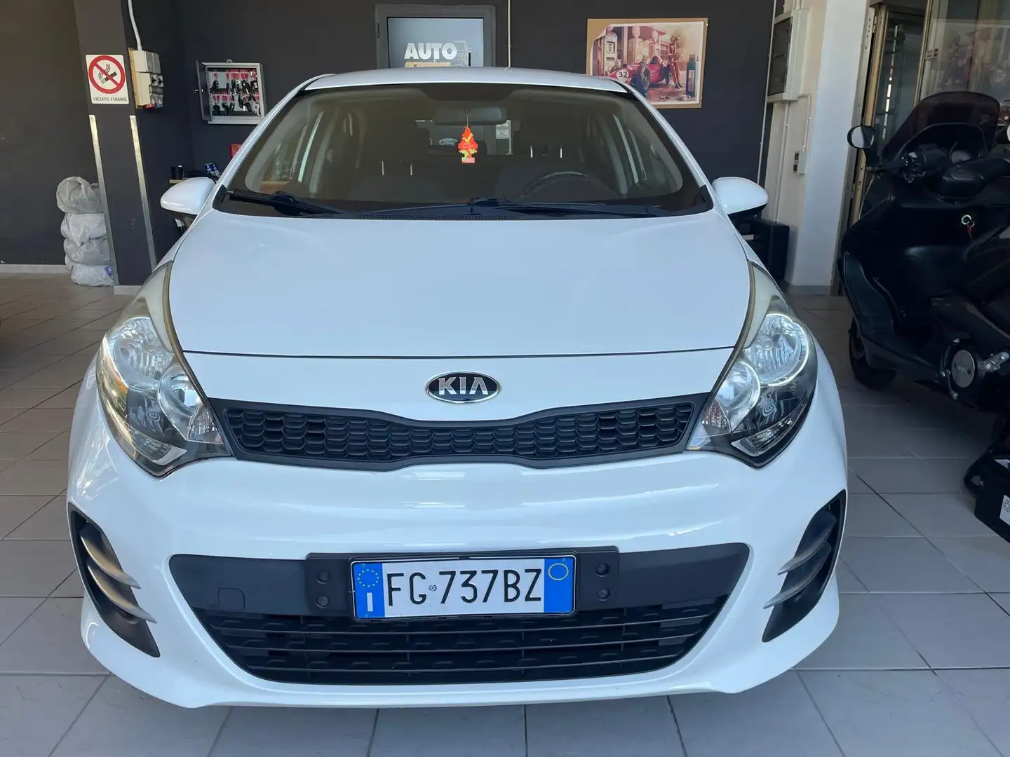 Kia Rio Rio III 2011 5p 1.2 cvvt Cool Techno Pack E6 Bianco - 1