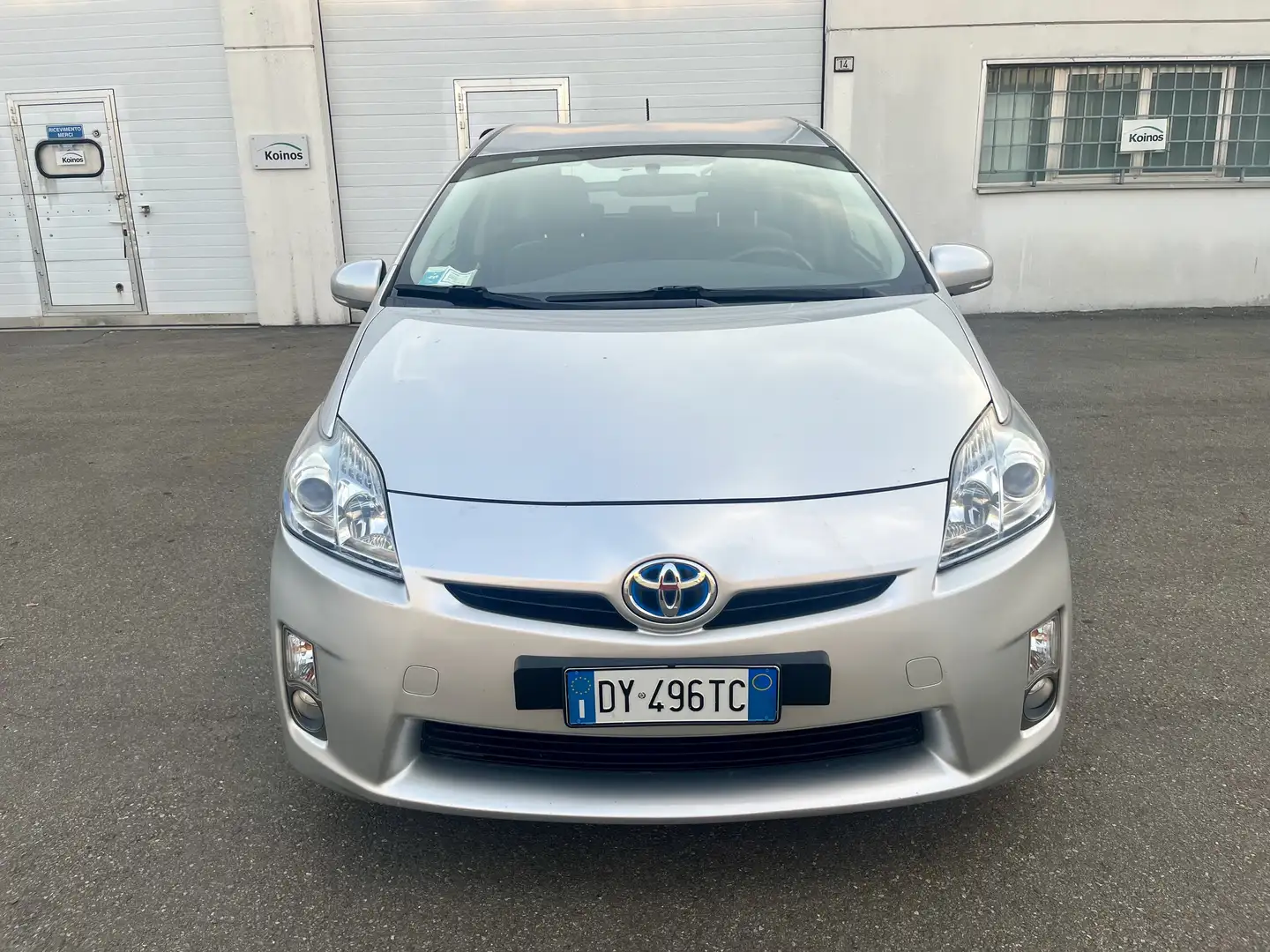 Toyota Prius 1.8h executive perfetta per neopatentati - 2