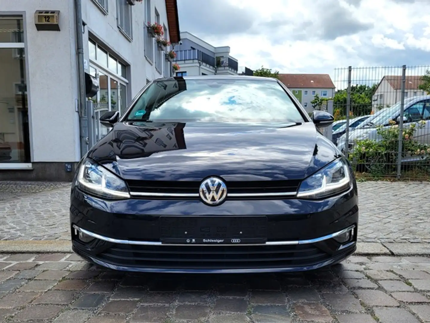 Volkswagen Golf VII 1.6 TDI Join TOTW eAHK NAVI PDC KAMERA Zwart - 2