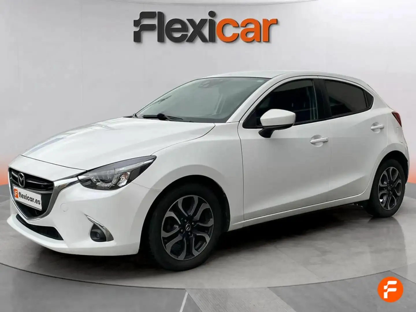 Mazda 2 1.5 DE 77kW (105CV) Luxury+Nav Blanco - 2