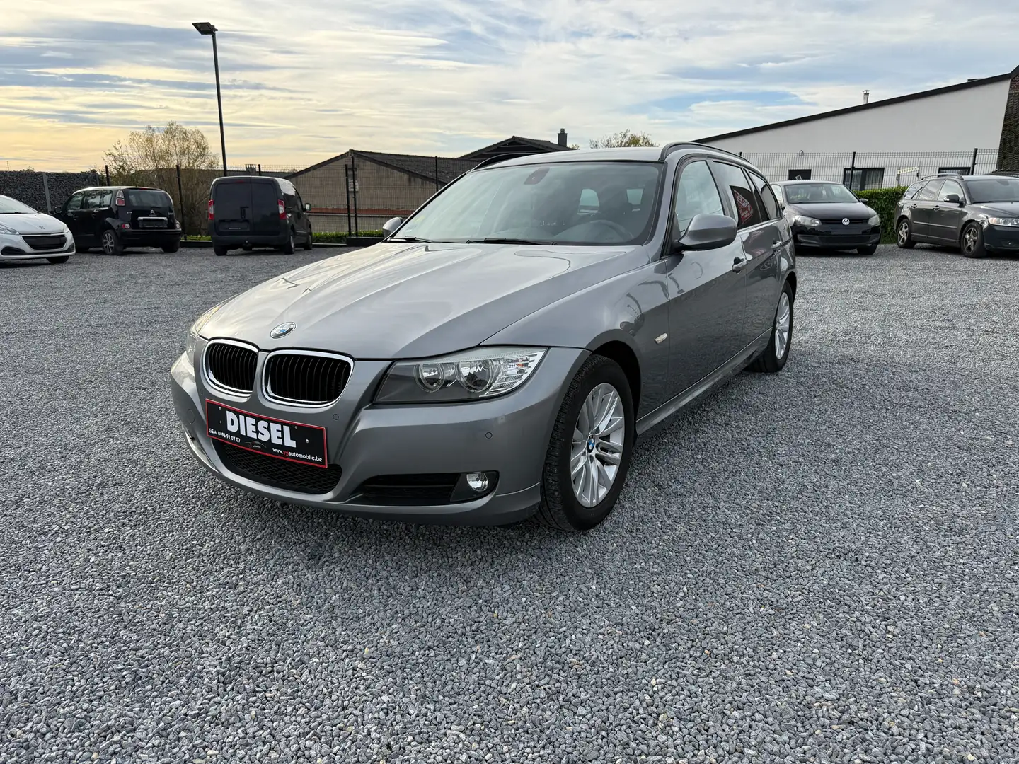 BMW 318 2000CC DIESEL 140CV 12/2011 GPS CLIM GARANTIE!!! Gris - 1