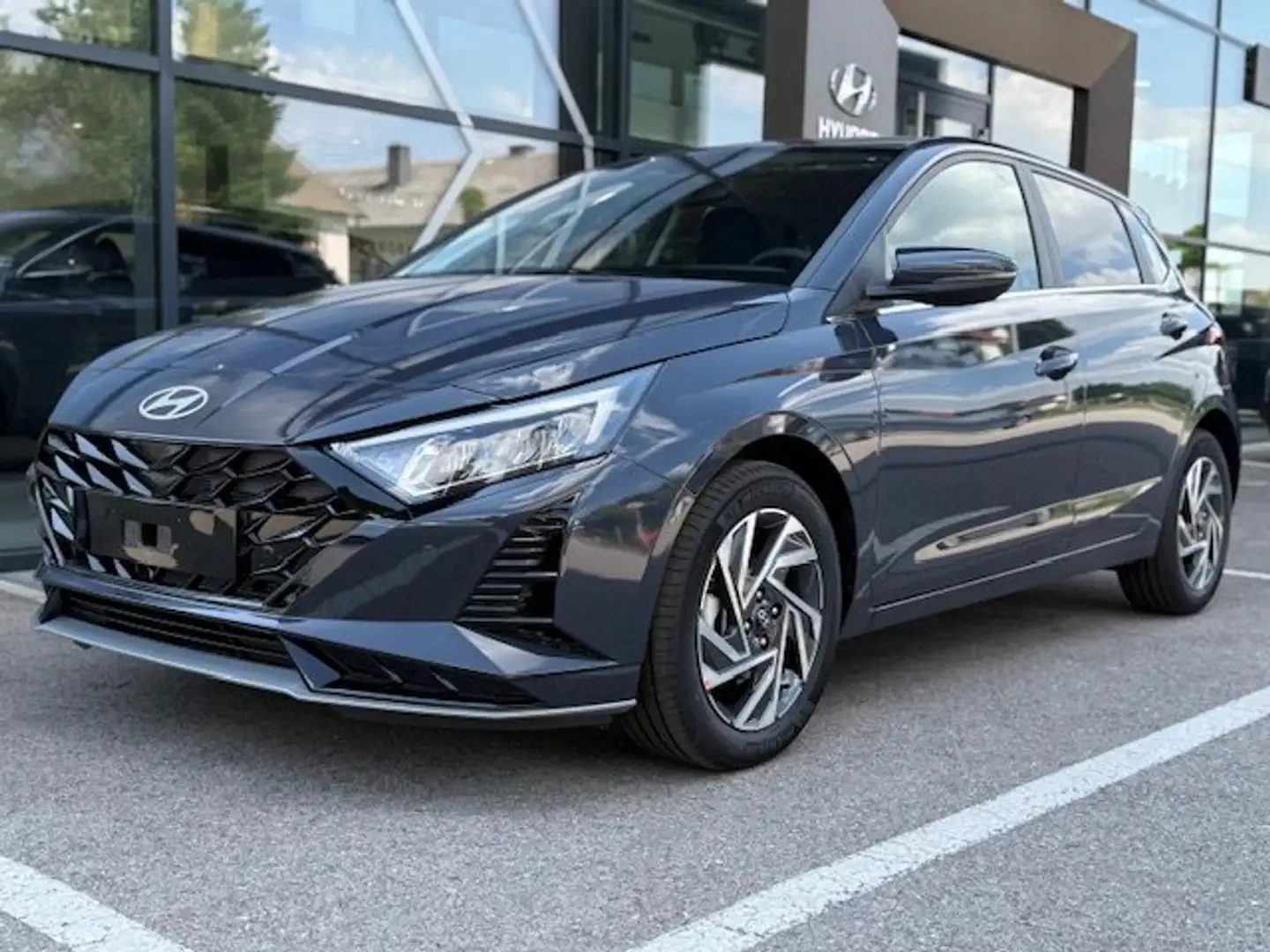 Hyundai i20 (BC3) GO Plus 1,0 T-GDi DCT b5bu3 PP4 Komfort Pak. Gris - 1