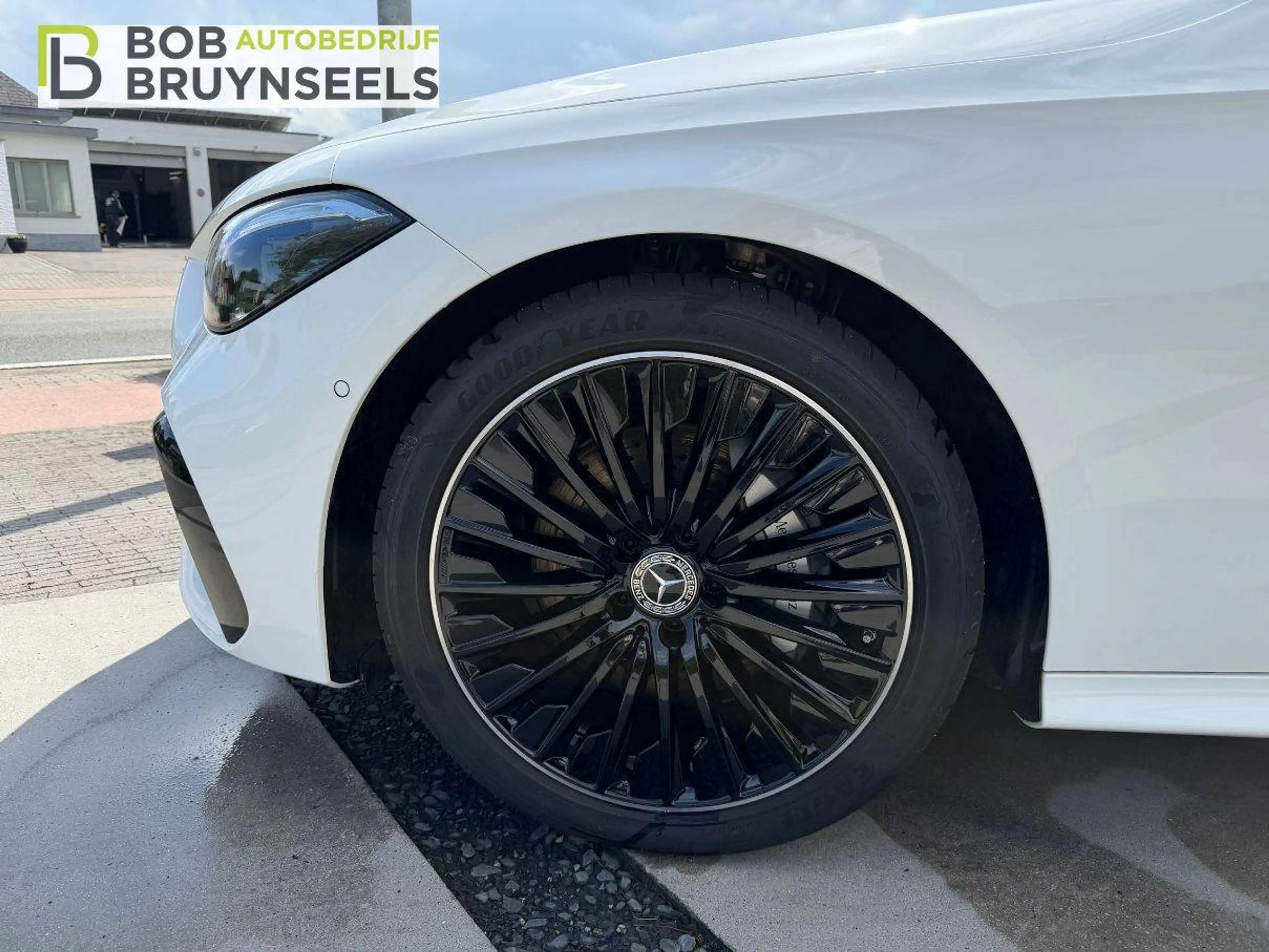 Mercedes-Benz CLE 180 Amg Line | Nightpakket | Panodak | 360°camera | Distronic | Memoryzetels — photo 9