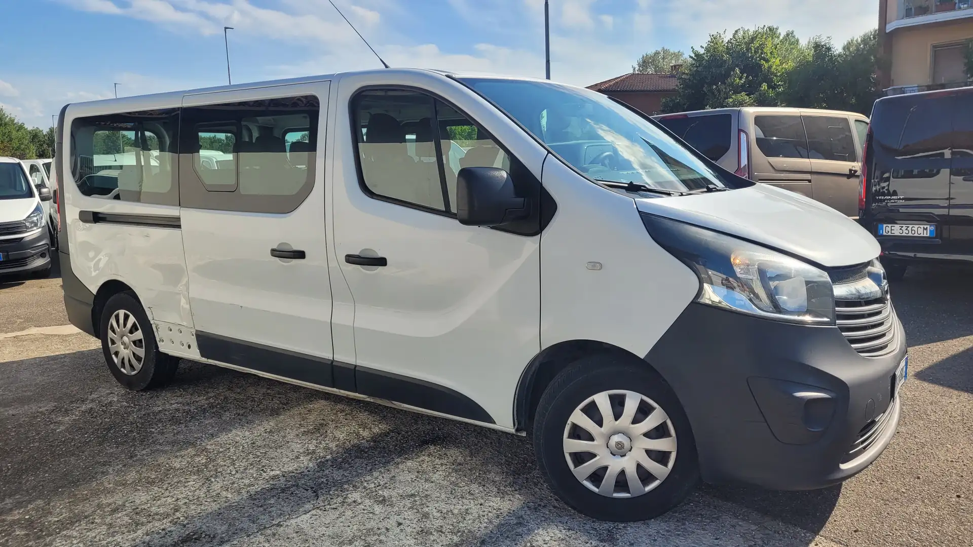 Renault Trafic Vivaro 29 1.6 CDTI PL-TN Passo lungo L2 9posti E6 - 1