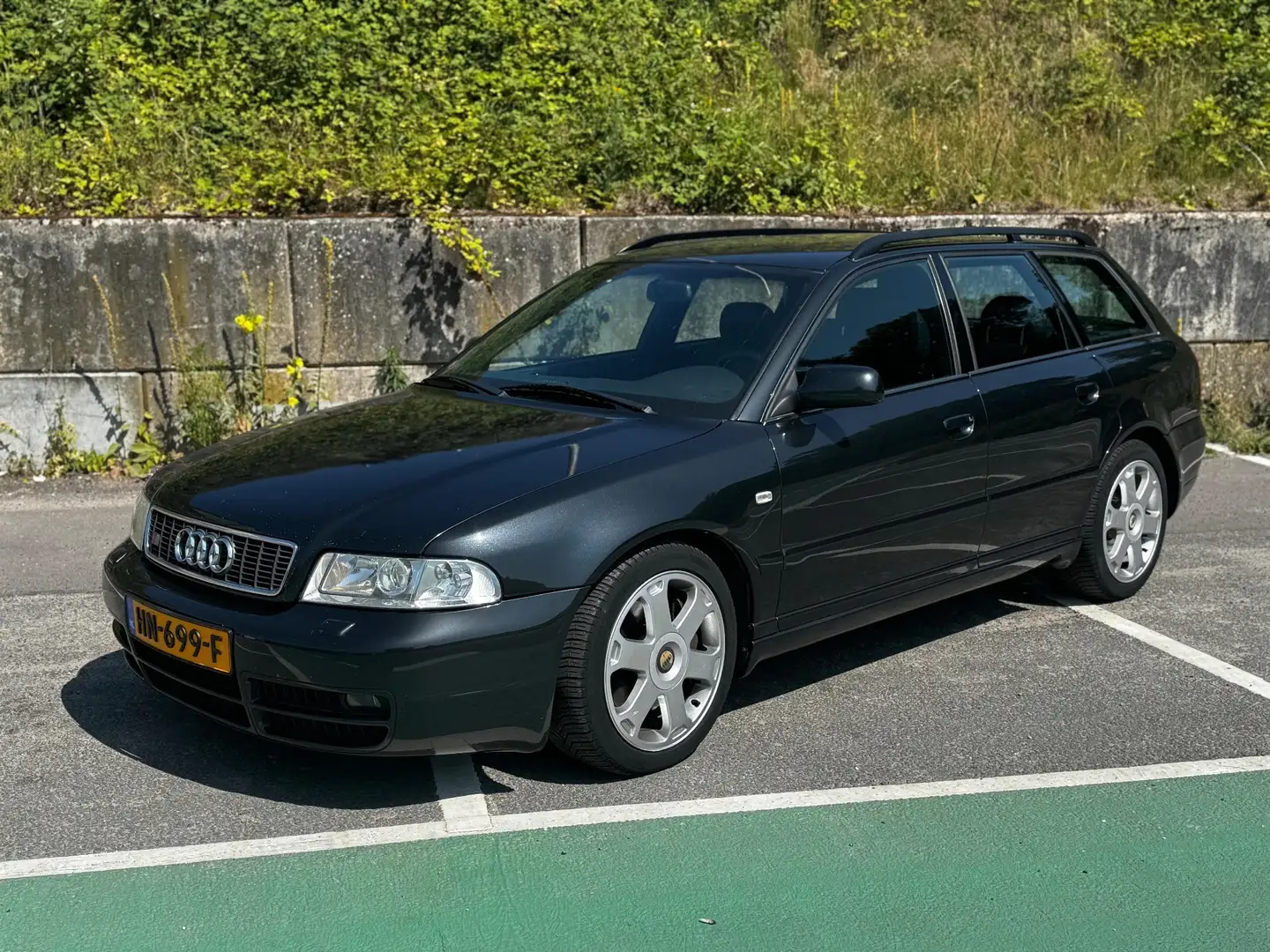 Audi S4 2.7 V6 Quattro S4 Advance Grijs - 1