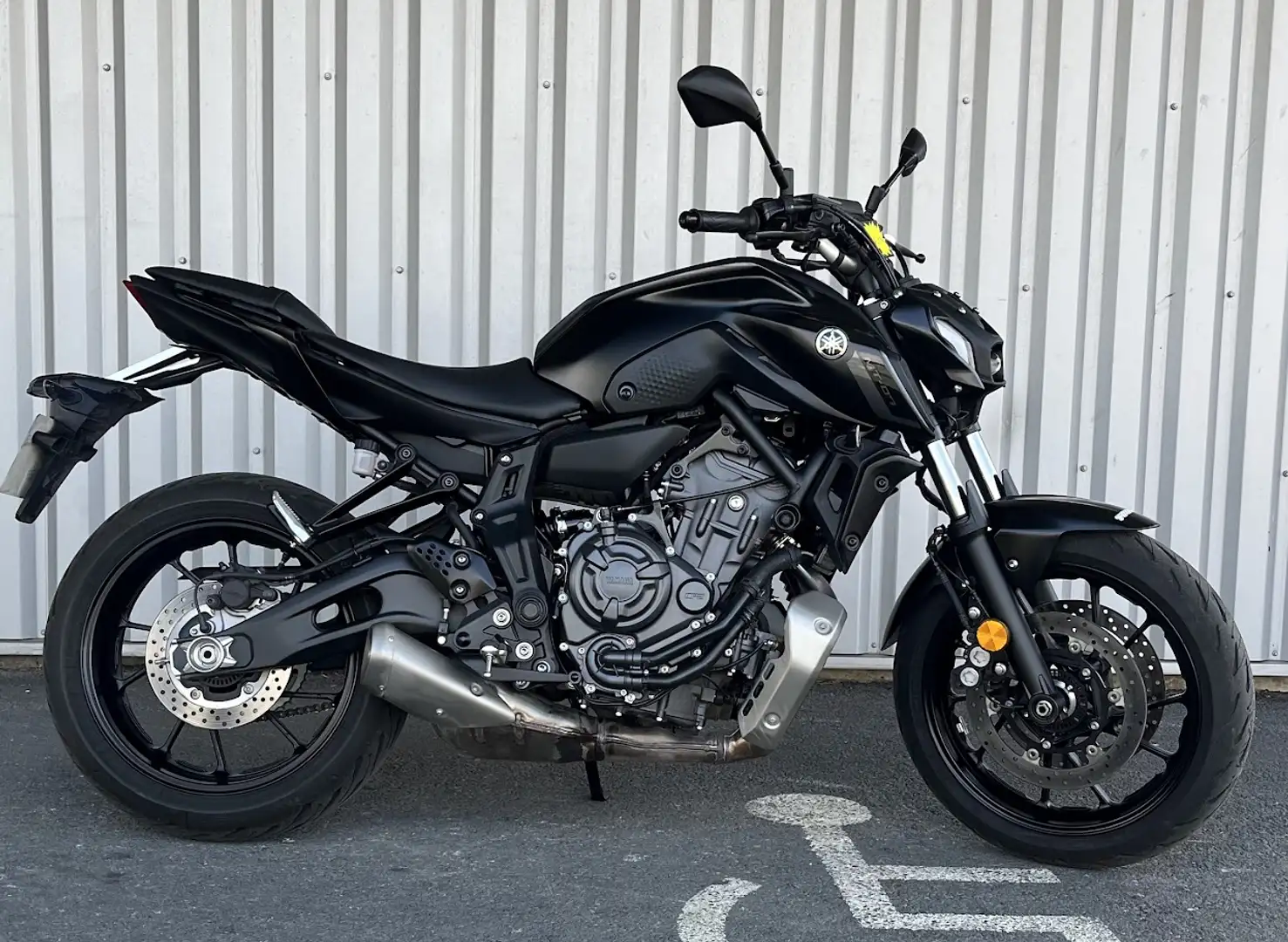 Yamaha MT-07 Negru - 1