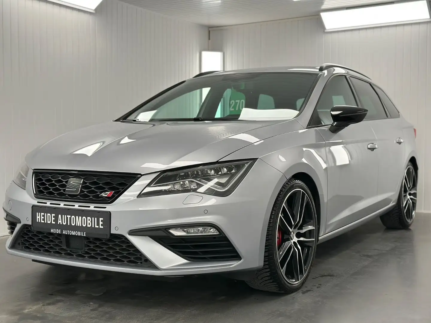 SEAT Leon ST Cupra 300 Schalter Led Ambiente Silber - 1