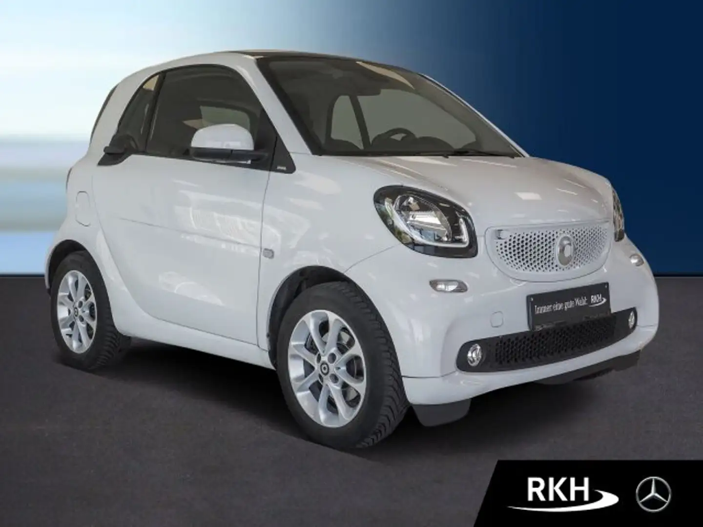 smart forTwo smart fortwo Navi/Pano.-D./Tempomat/JBL/SHZ/66kW Weiß - 2