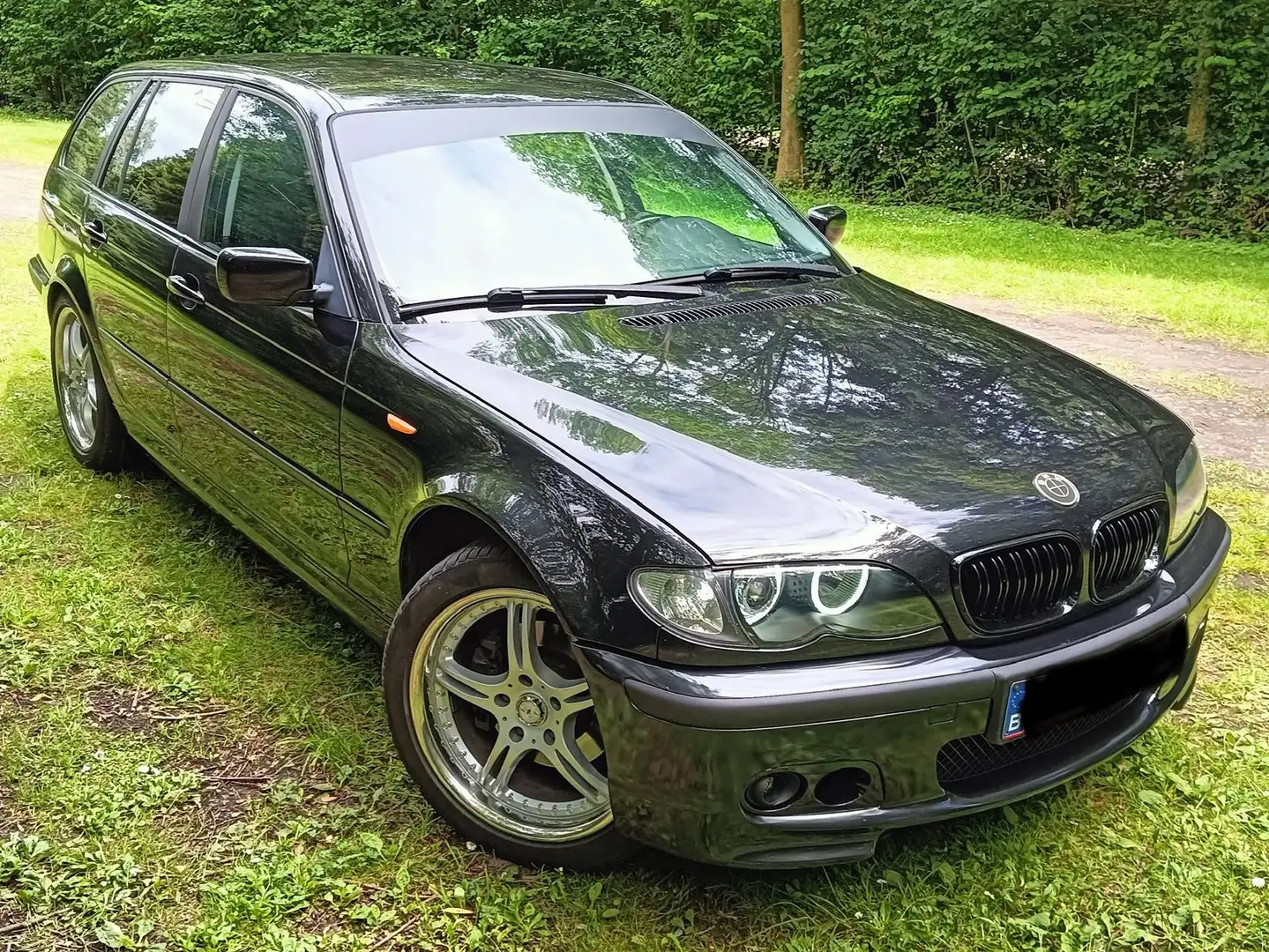 BMW 325 325xi touring Zwart - 2