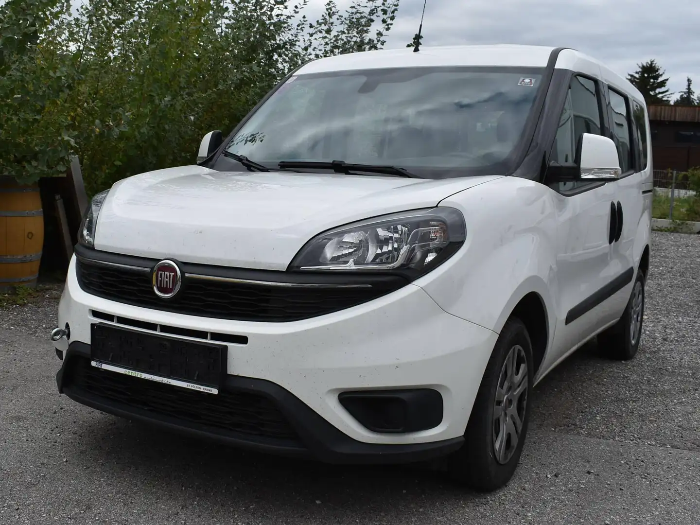 Fiat Doblo Active Weiß - 1